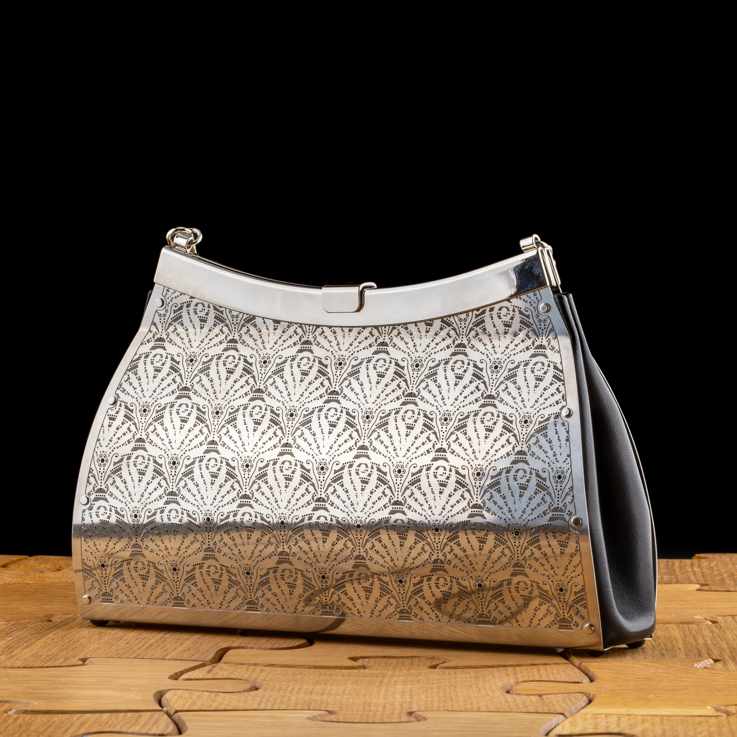 Fiddlehead Fern bag with black leather by Wendy Stevens-2.jpg