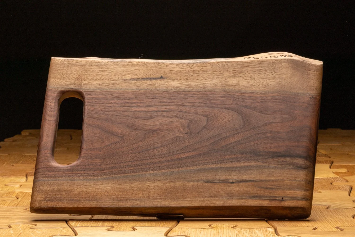 Single Handle Black Walnut Cheeseboard by Redfire