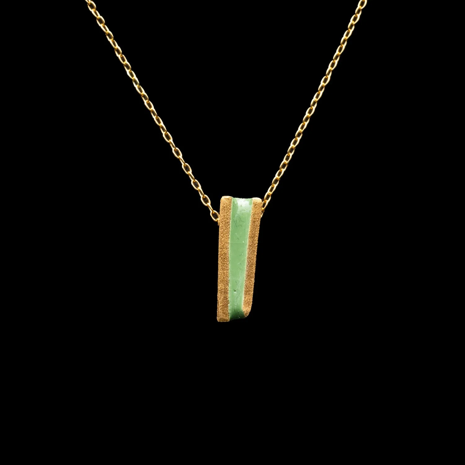 Linea Green Pendant Necklace by Marta Ribeiro