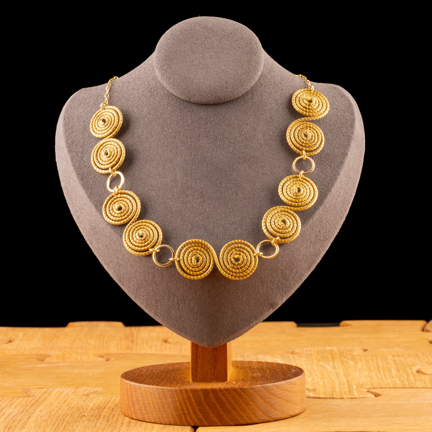 Eliz Necklace by Raizes.jpg