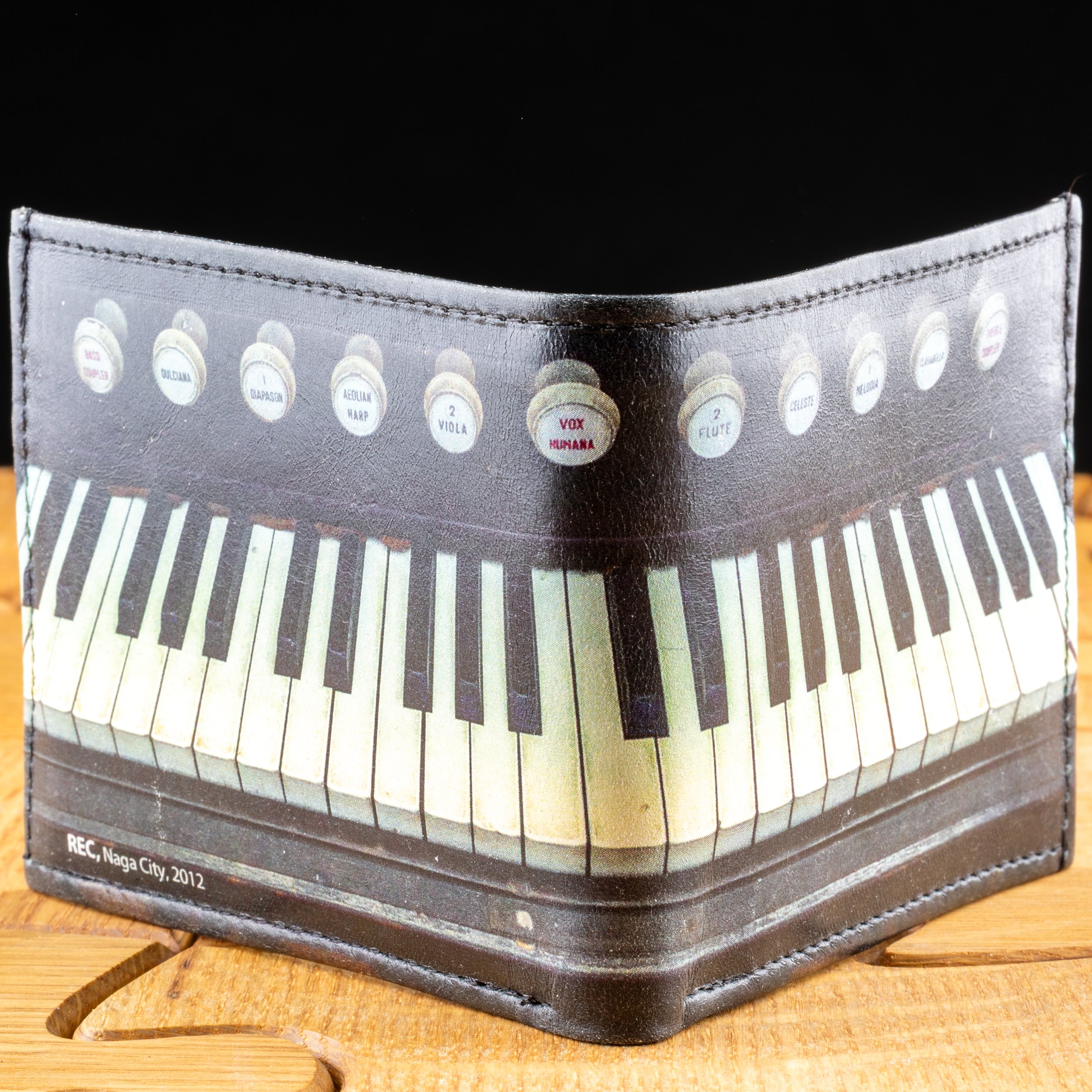 Organ Men’s Leather Wallet from Vernakular Designs