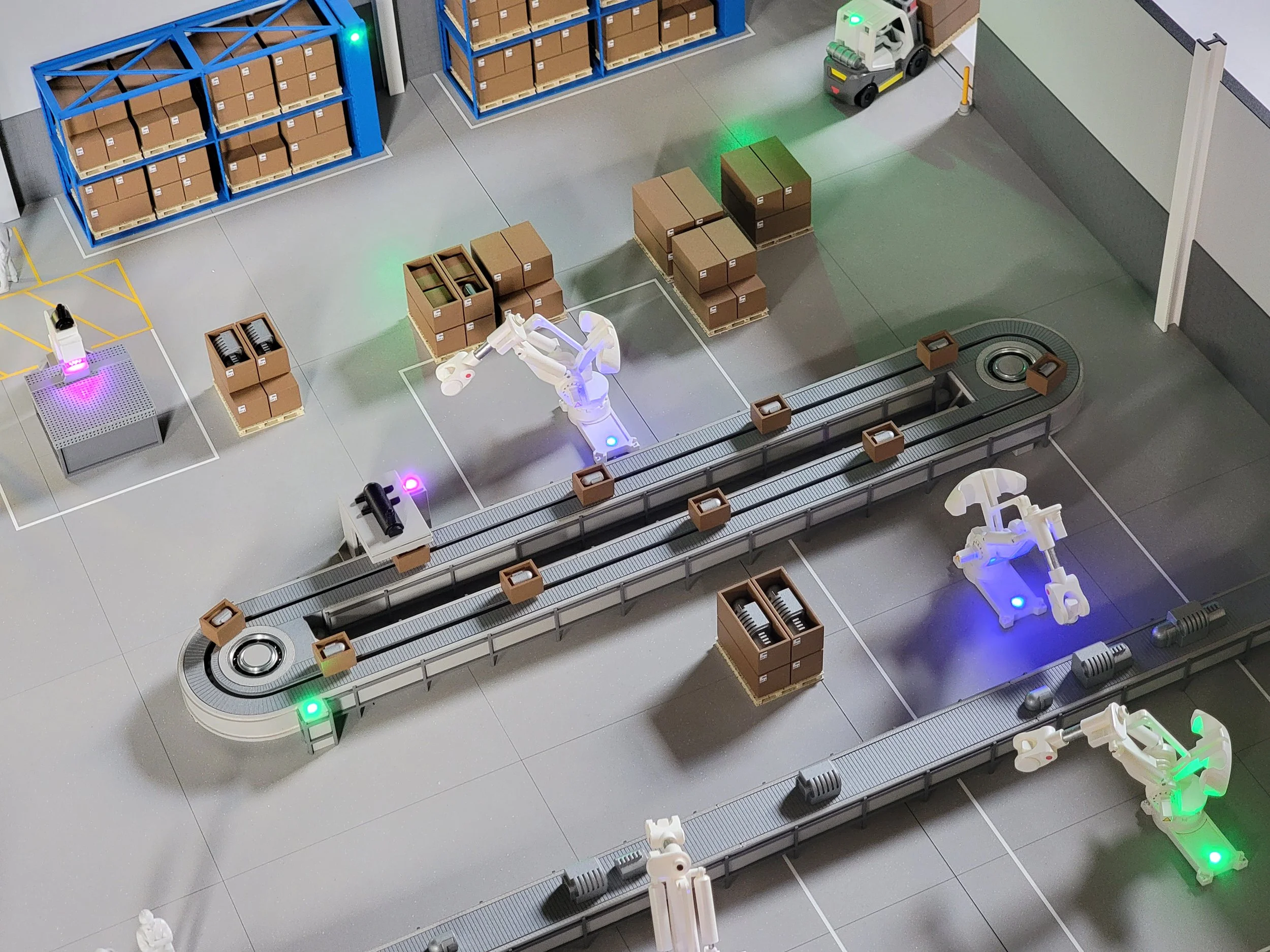 P3 Physical Immersive - Model, Touchscreen, HTML, Lighting, &amp; Animatronics