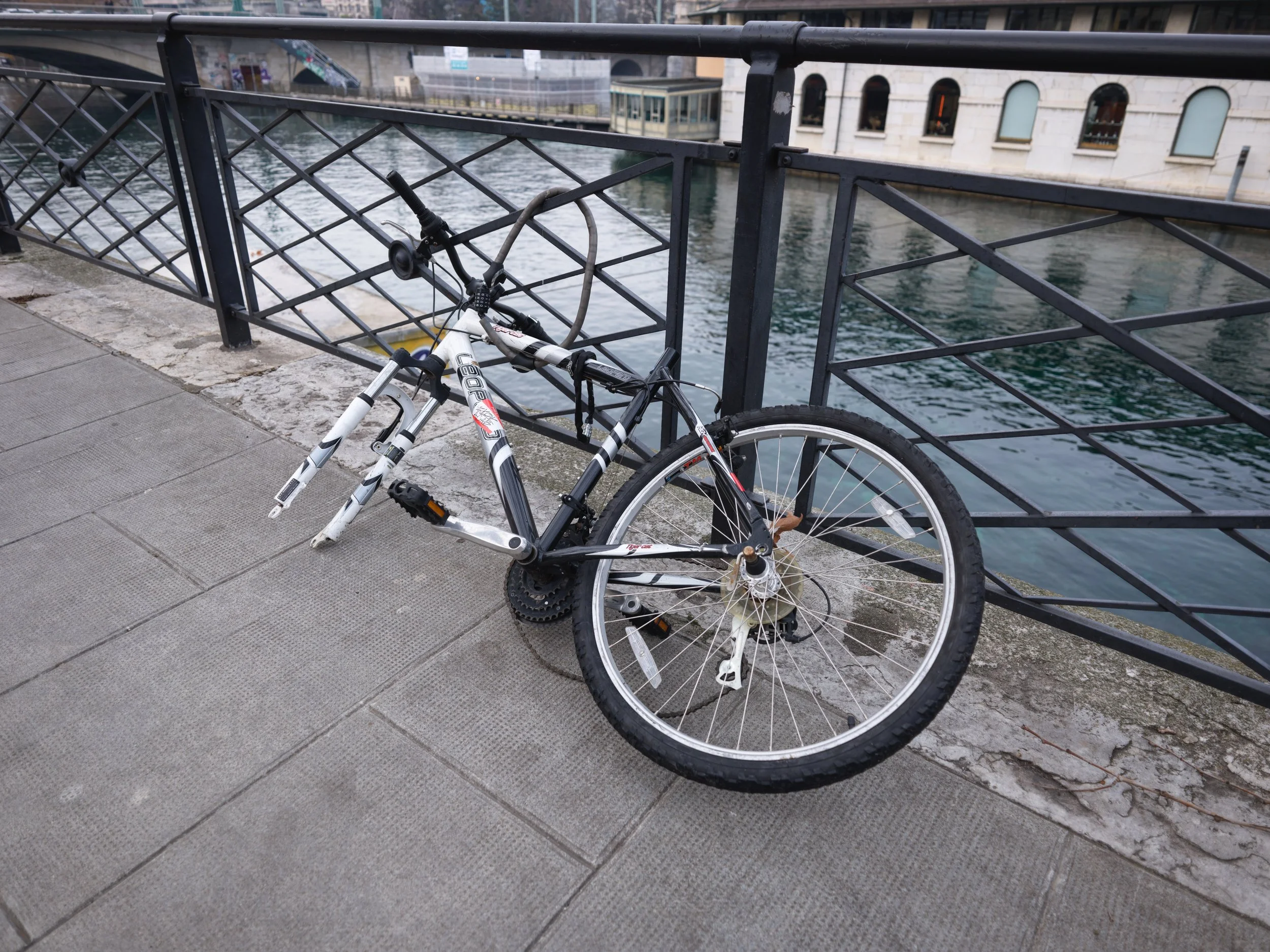 Wind #10 - Geneva - B0000438.jpg