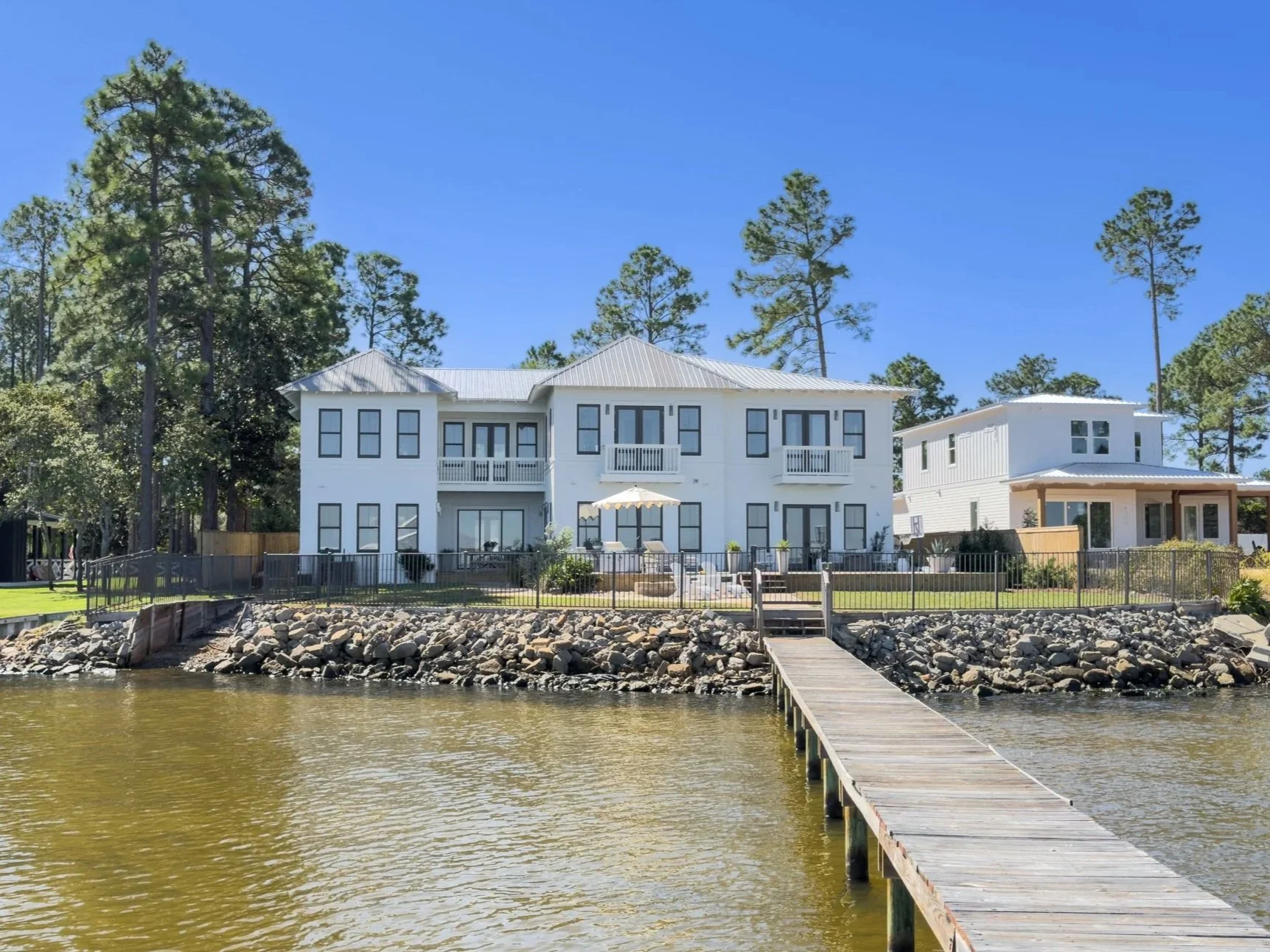 92 Carolyn Lane – Florida