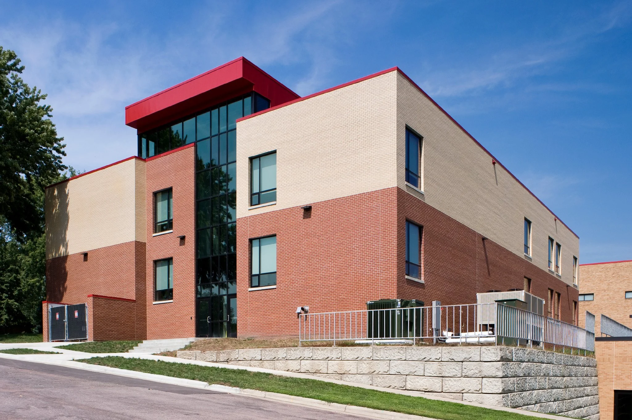 2-arch-inc-stmary-catholic-school-addition-remodel-exterior.jpg