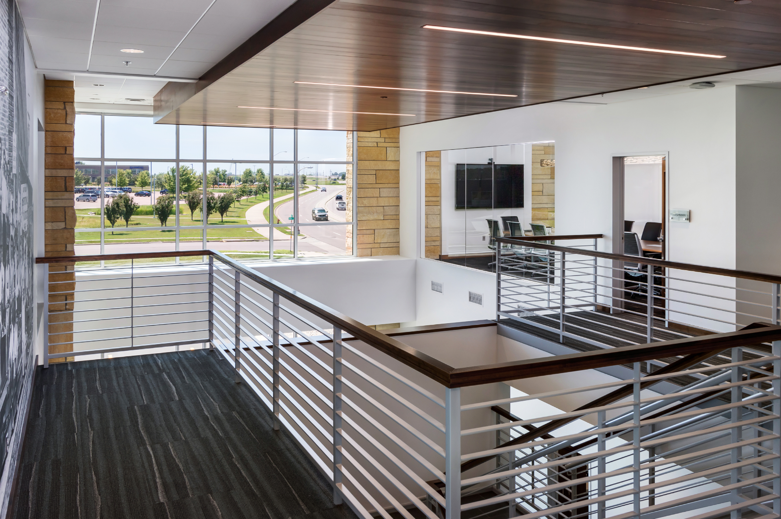 8-arch-inc-journey-office-interior.png
