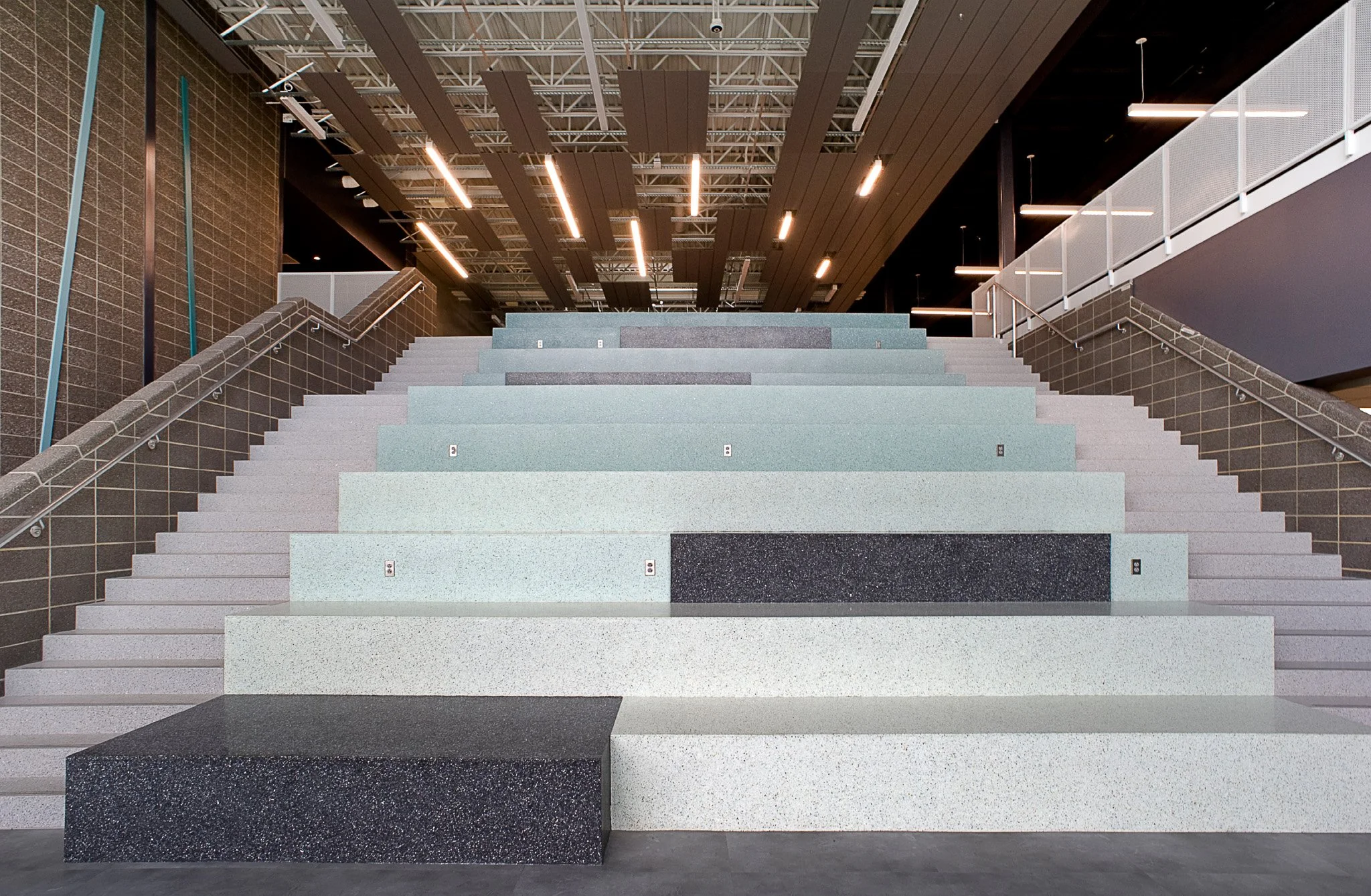 2-arch-inc-jefferson-highschool-interior.jpg