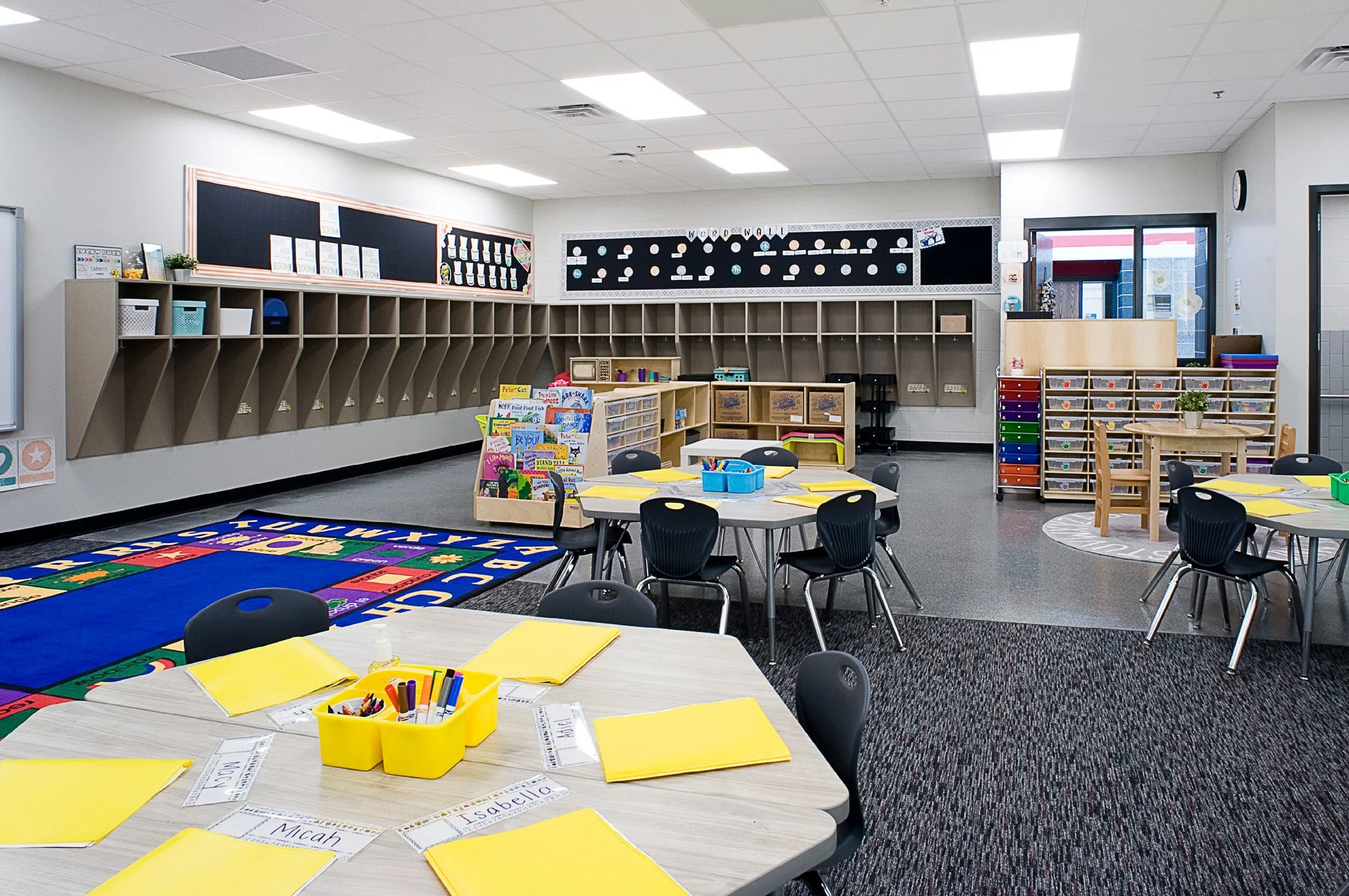 8-arch-inc-brandonvalley-inspiration-elementary-interior.jpg