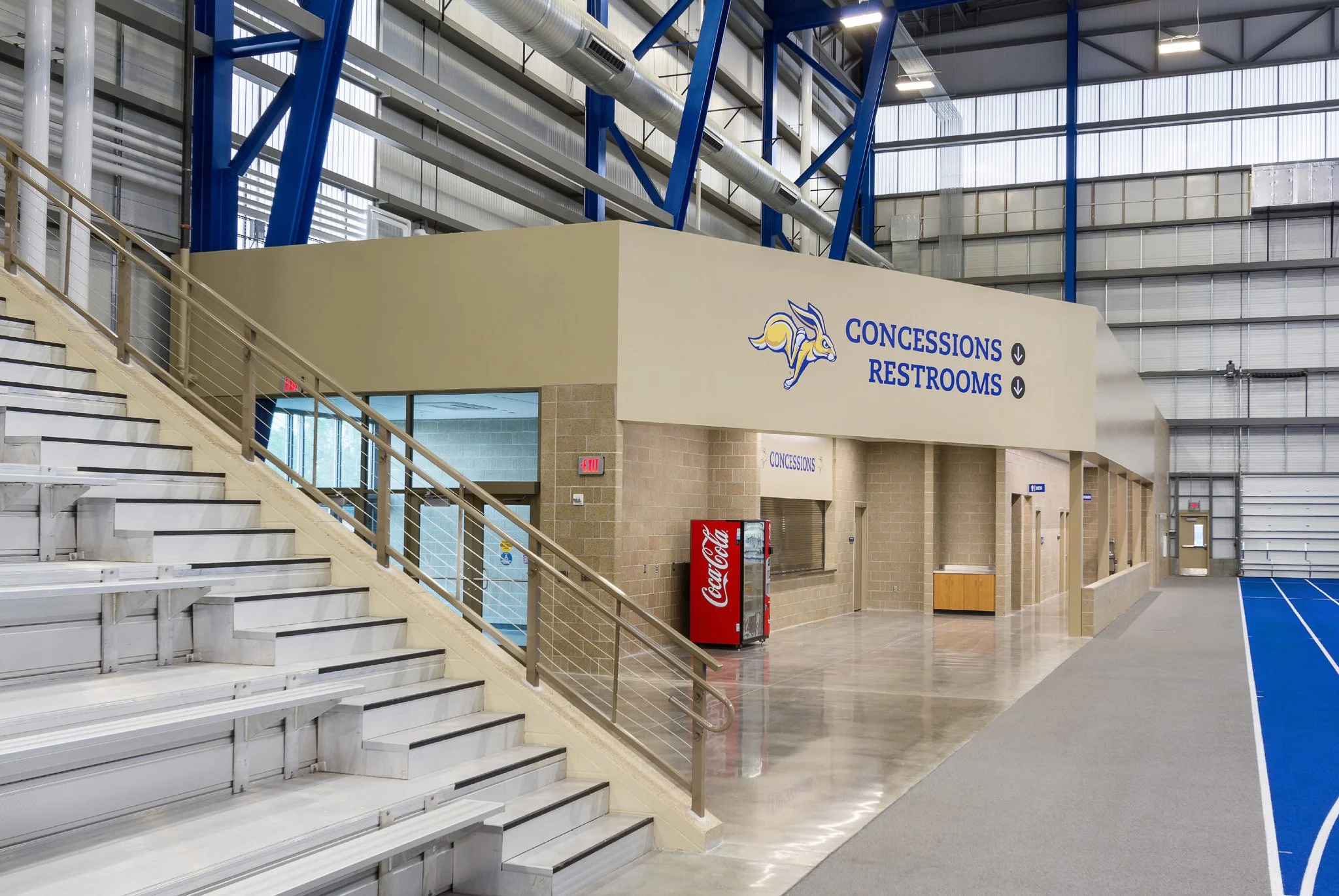 5-arch-inc-SDSU-Sanford-Jackrabbit-Athletic-Complex-interior.jpg
