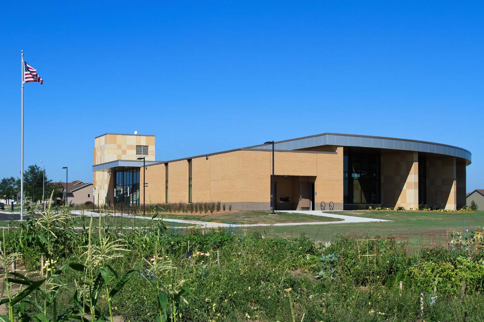 5-arch-inc-prairiewest-library-exterior.jpg