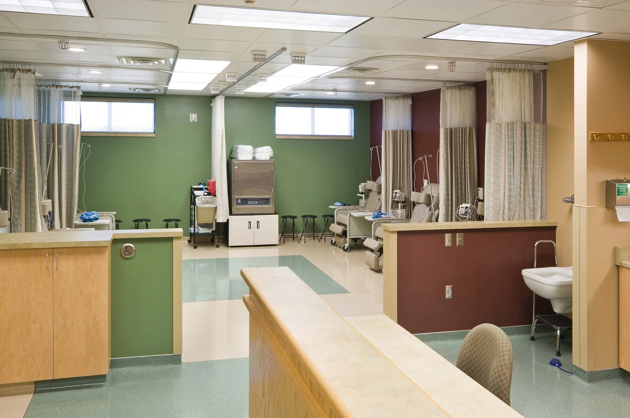 5-arch-inc-OphthalmologyLtd-interior.jpg