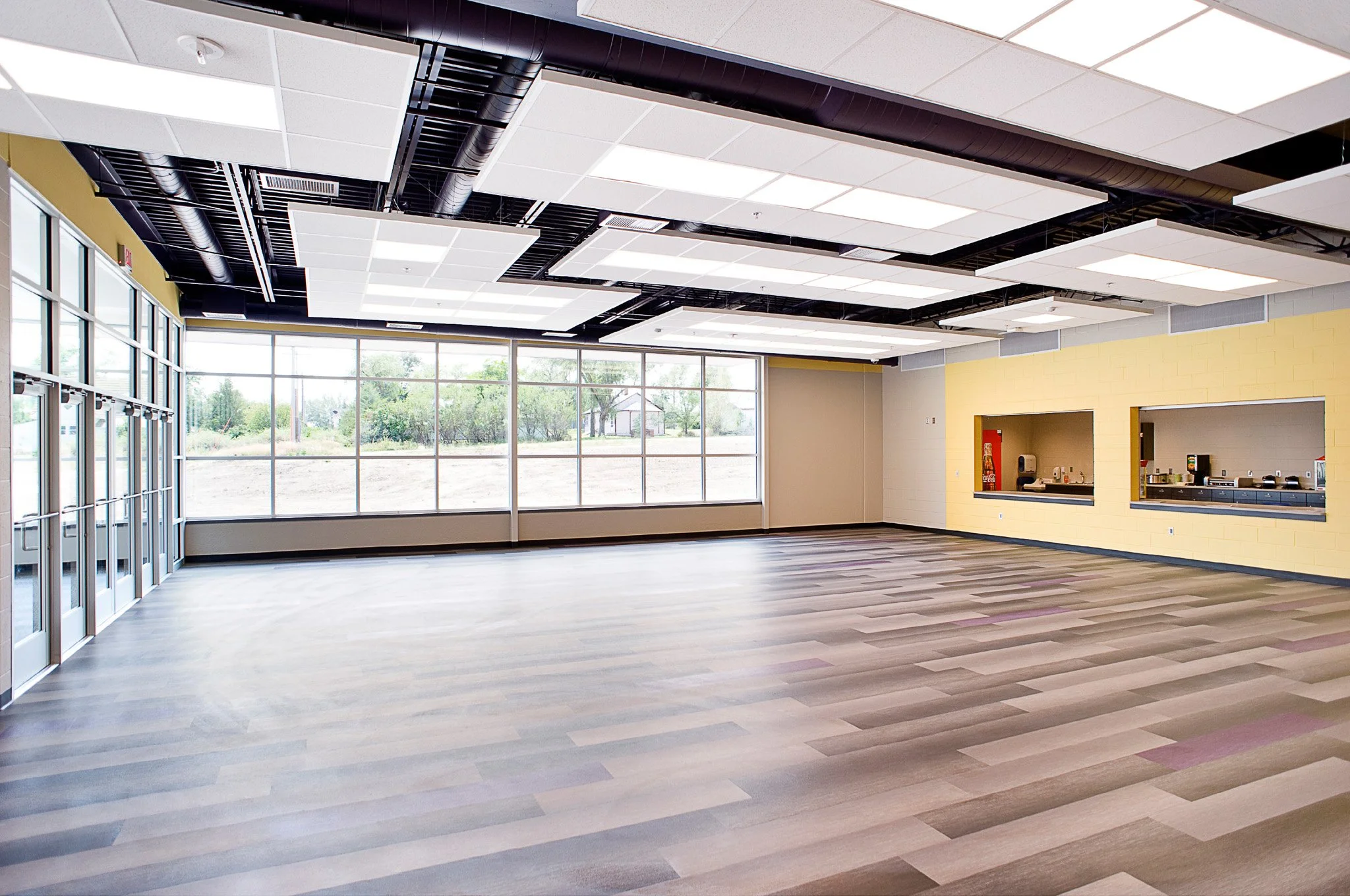 2-arch-inc-kadoka-area-school-gymnasium-interior.jpg