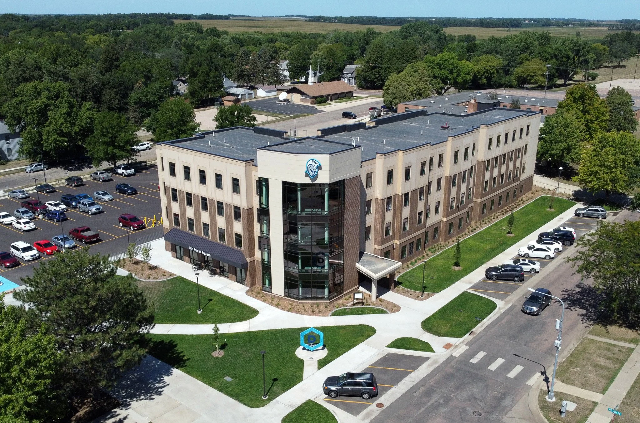 7-arch-inc-DSU-residencevillage-exterior.jpg