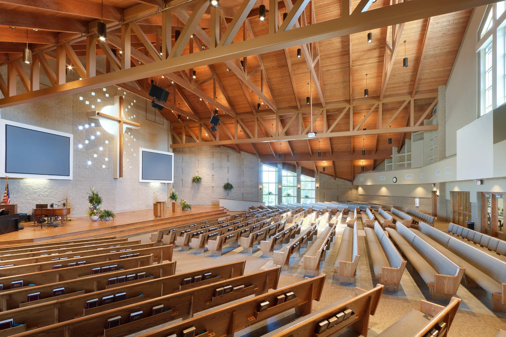6-arch-inc-american-reformed-church-interior.jpg