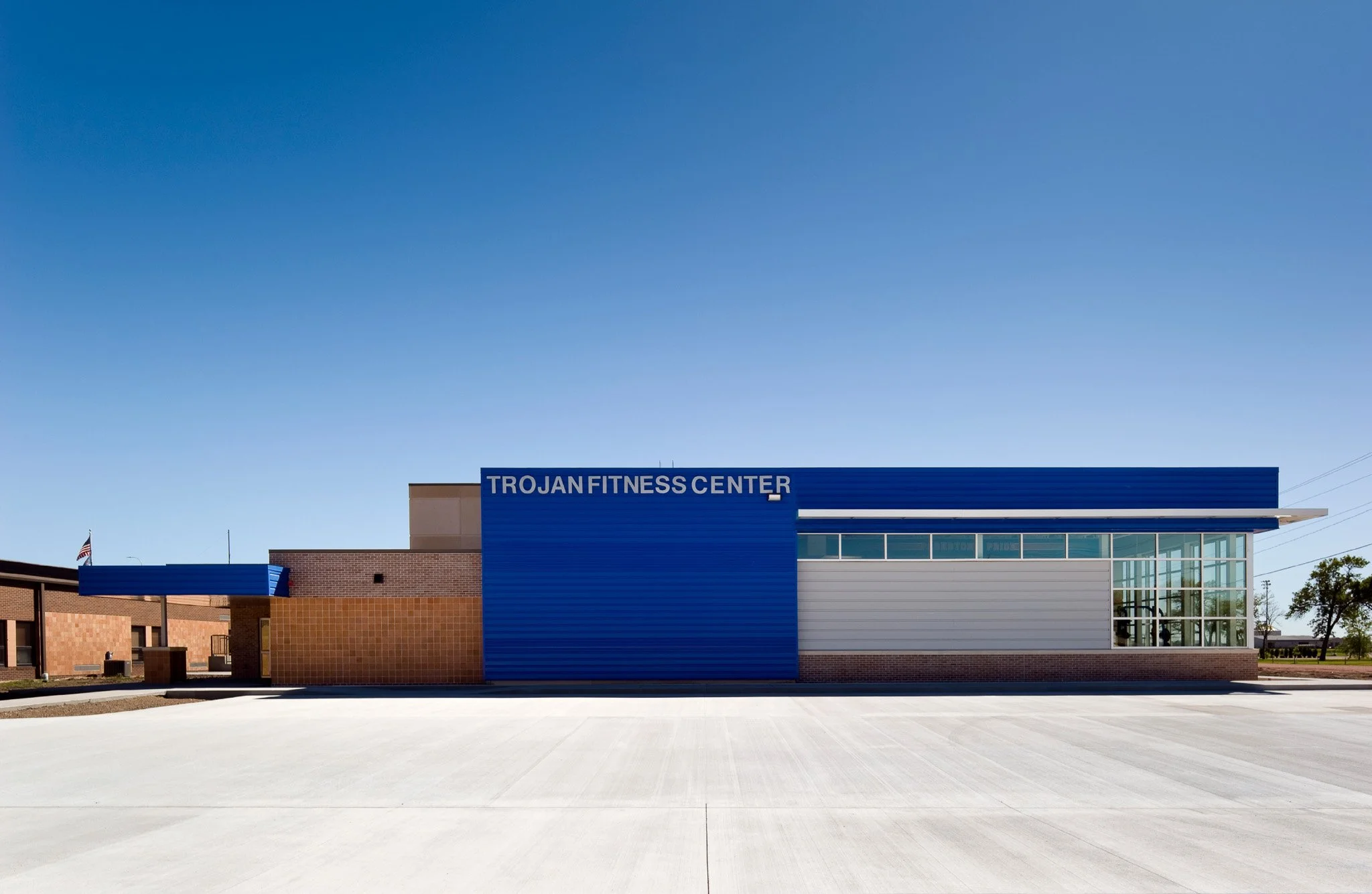 2-arch-inc-parkston-school-multiuse-addition-exterior.jpg