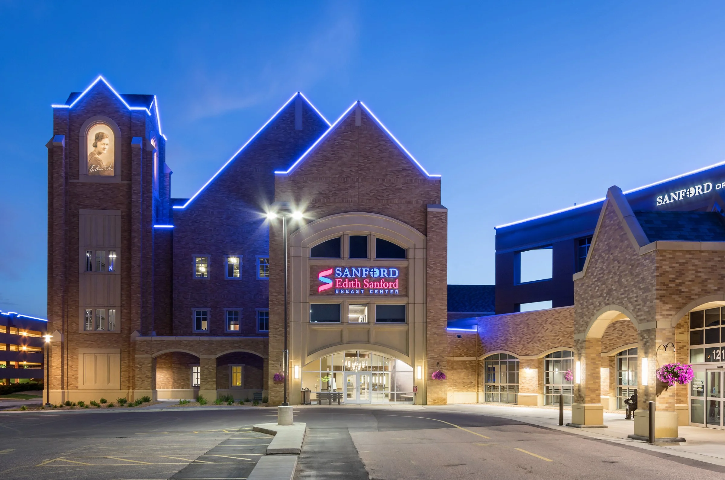 3-arch-inc-edith-sanford-exterior.jpg