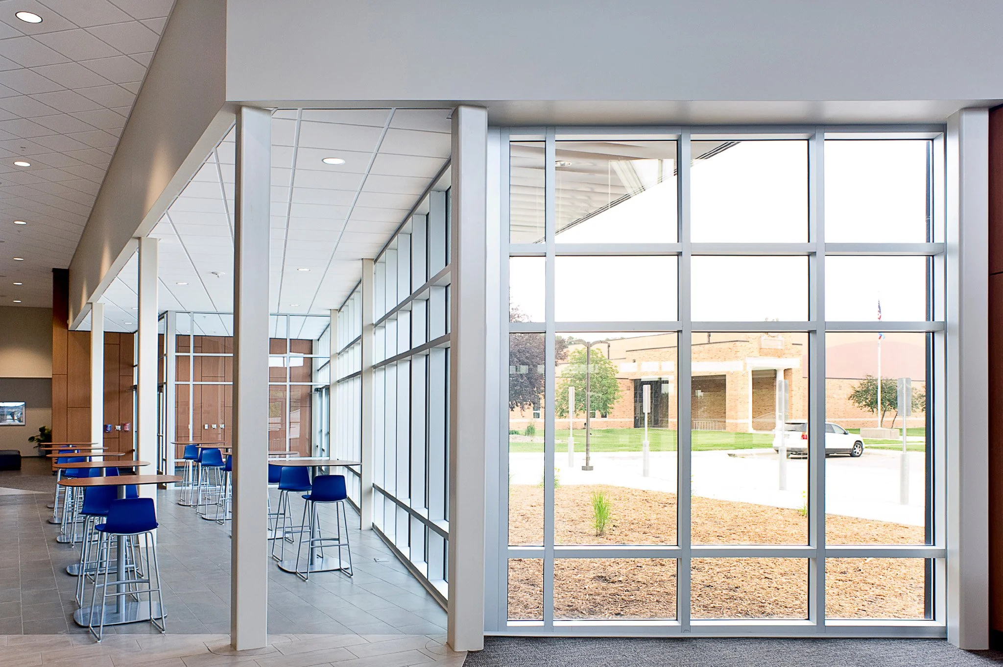 7-arch-inc-canton-performing-arts-center-interior-2.jpg
