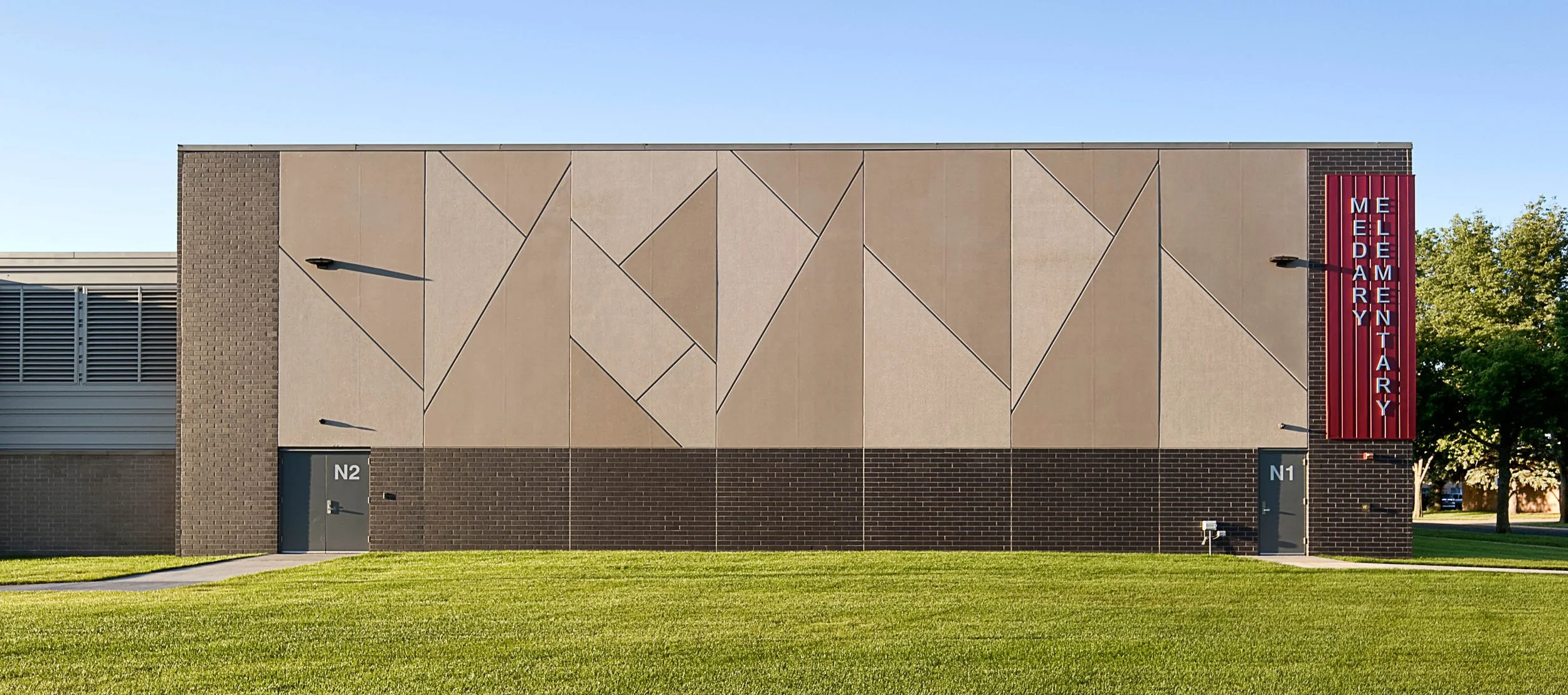 4_Medary_20Elementary.jpg