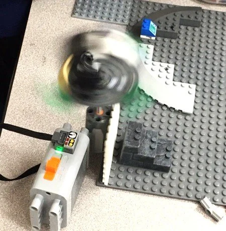 Using LEGO Power Functions