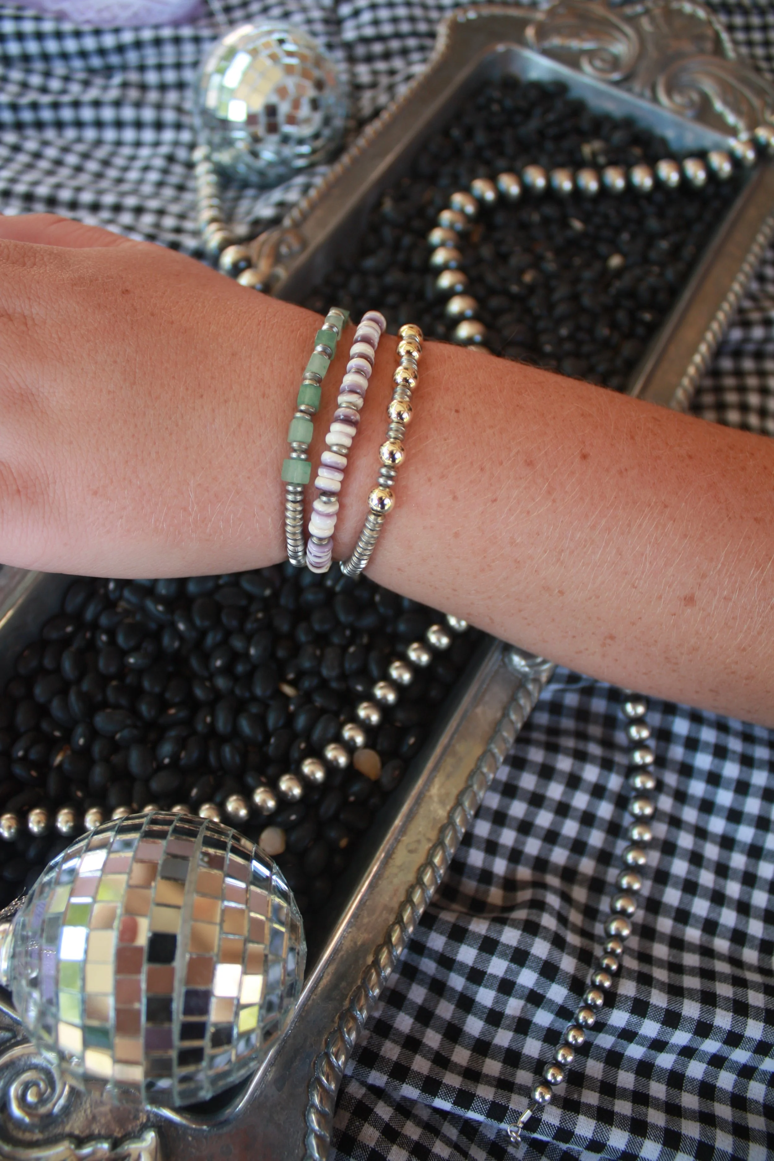 Purple spiny stretch bracelet