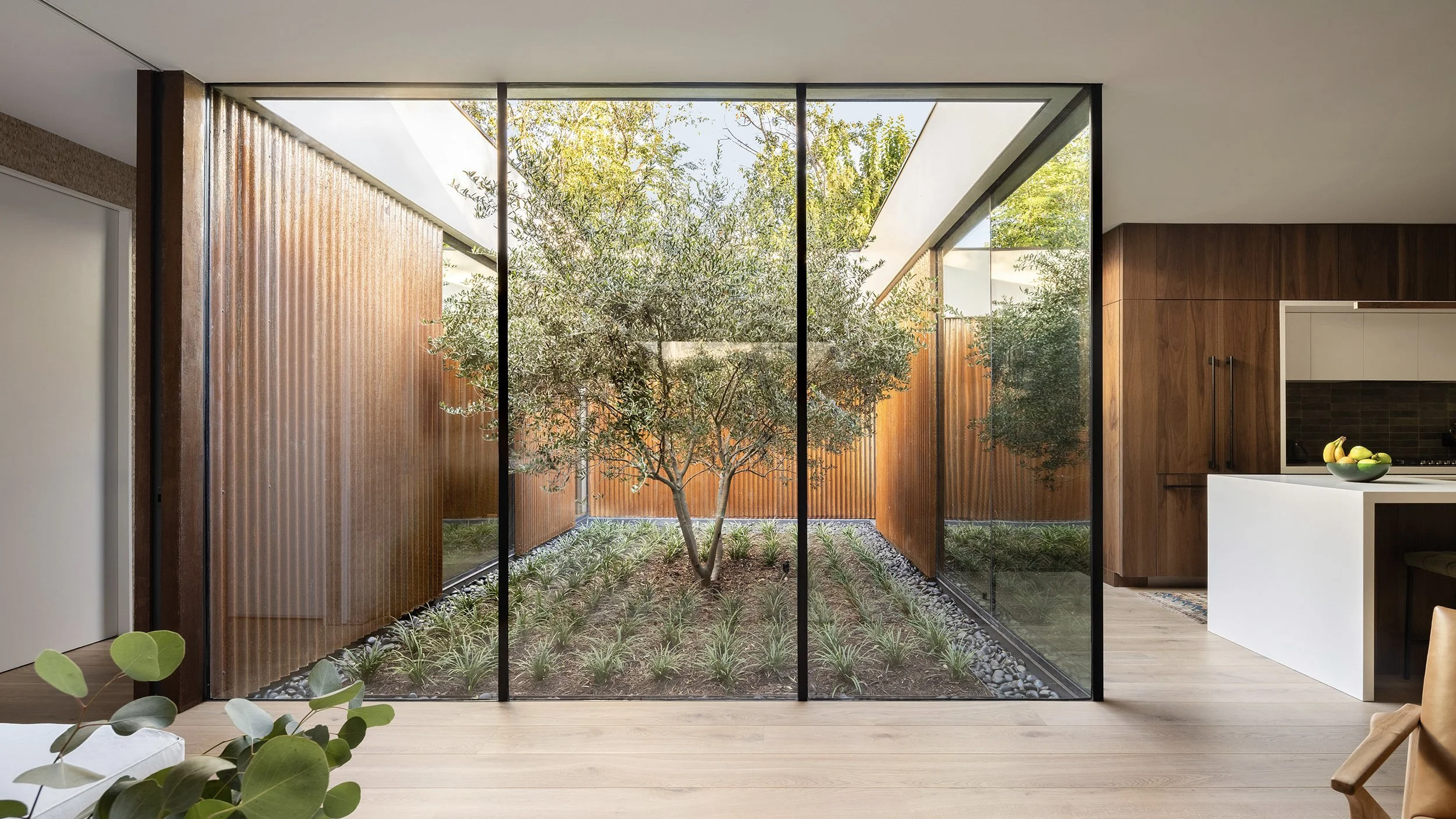 Why Commercial Experience helps Architects to design Custom Homes