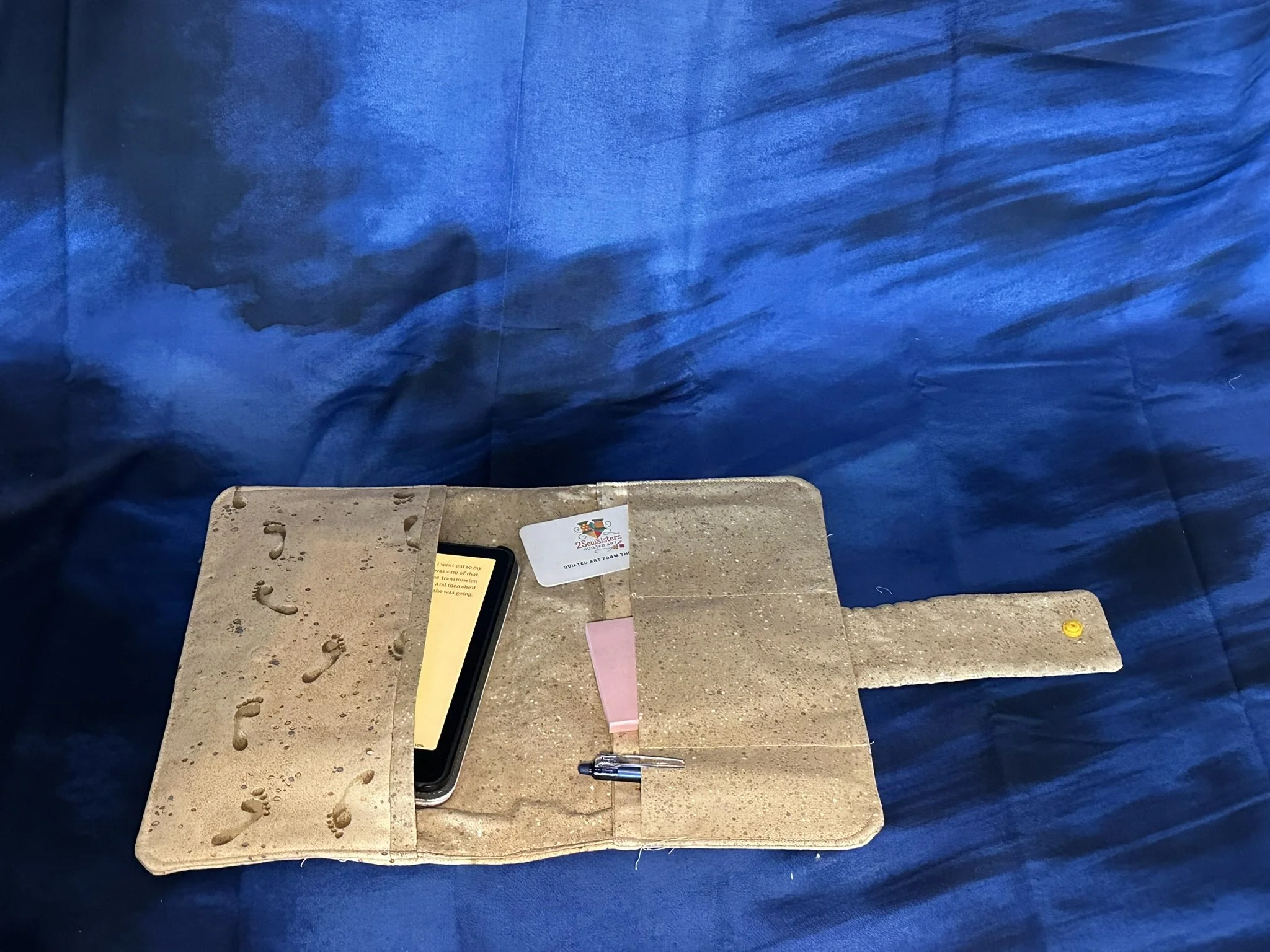 Multi-Compartment Organizer Pouch