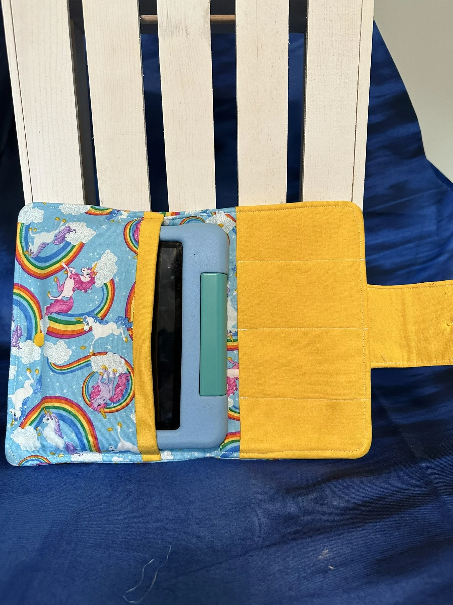 Children's Book and Activity Organizer 9 x 7