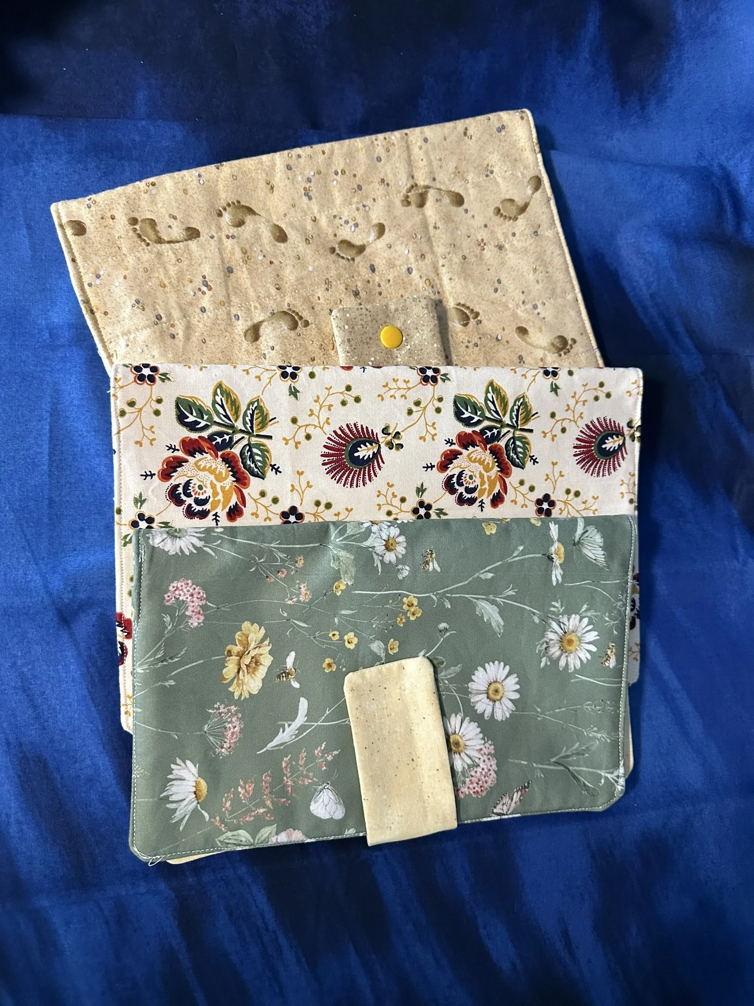 Book and Accessories Organizer assorted.JPEG