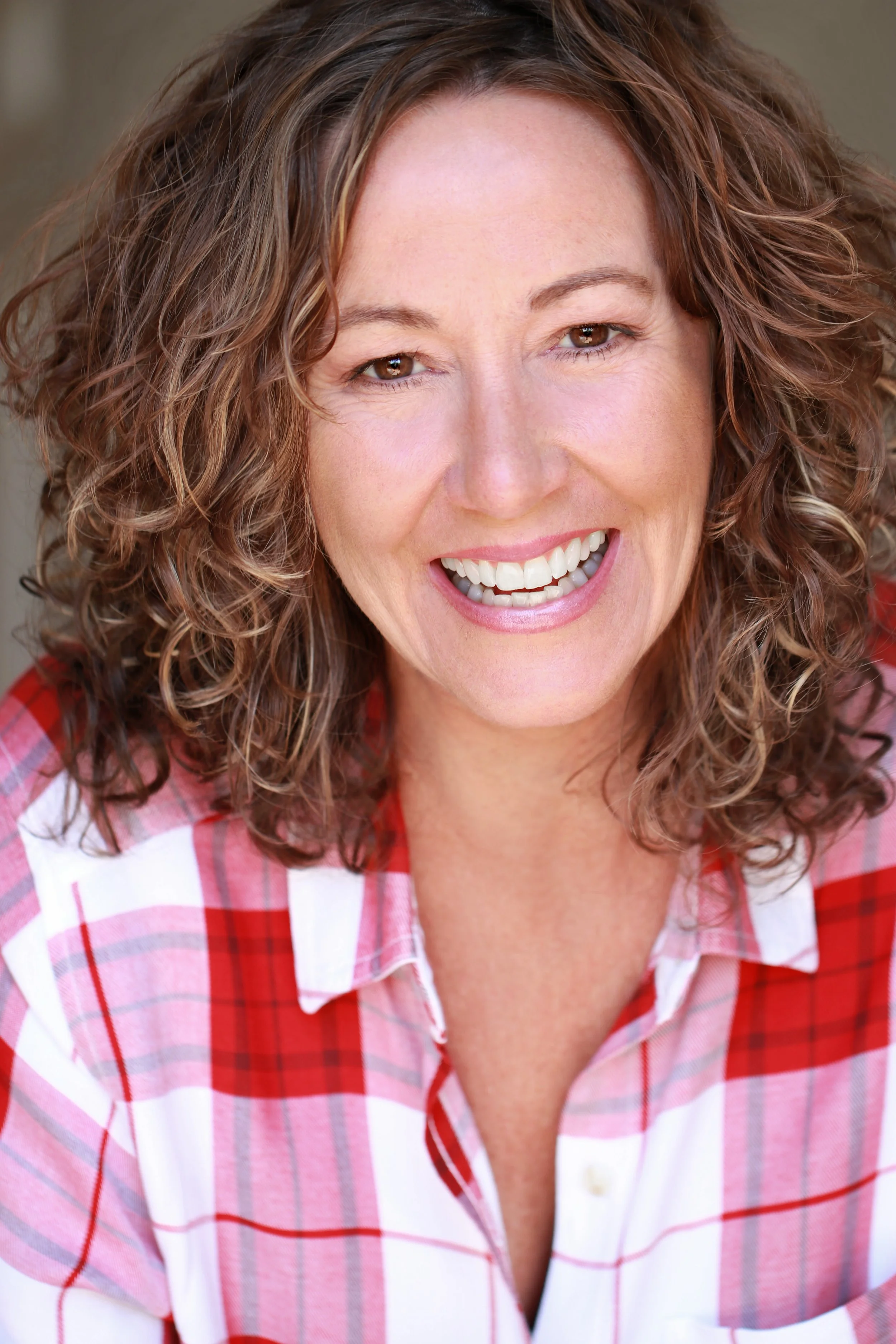 05 - Suzanne Kovi commercial shot high res.JPG