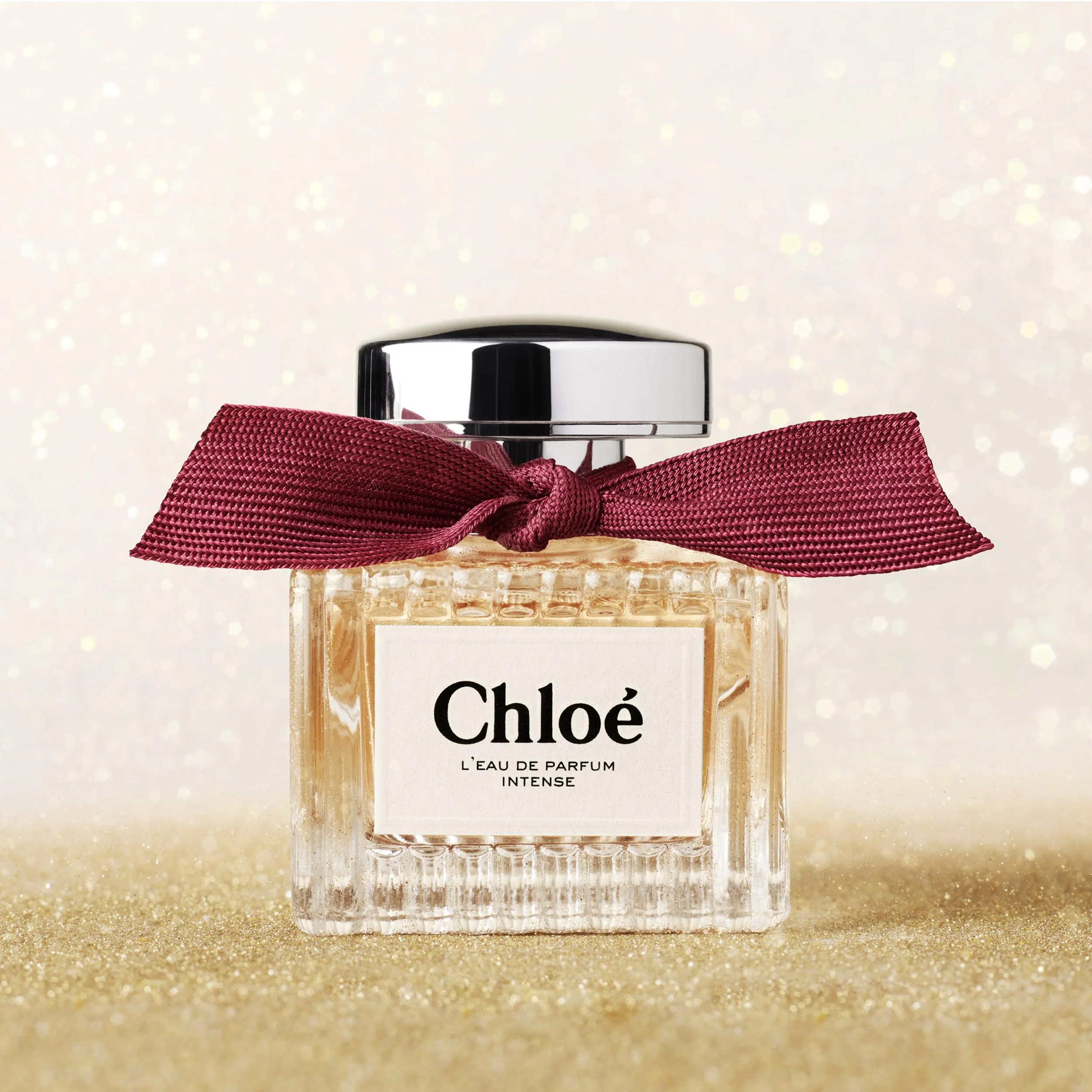 CHLOE_XMAS24_EDP_INTENSE_FLOWER_3_2500x2500.jpg