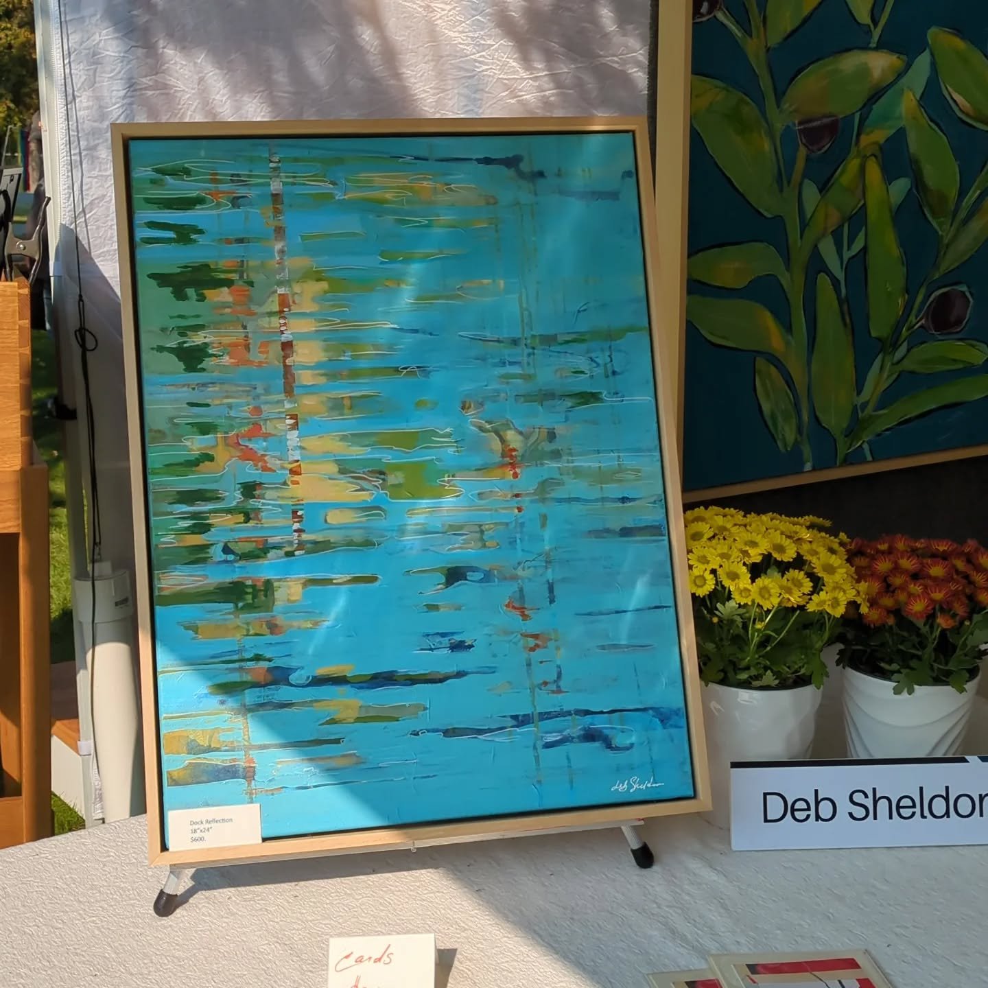 The sun reflecting off this painting is so brilliant.
#waterreflections#bluesandgreens#acrylicpainting