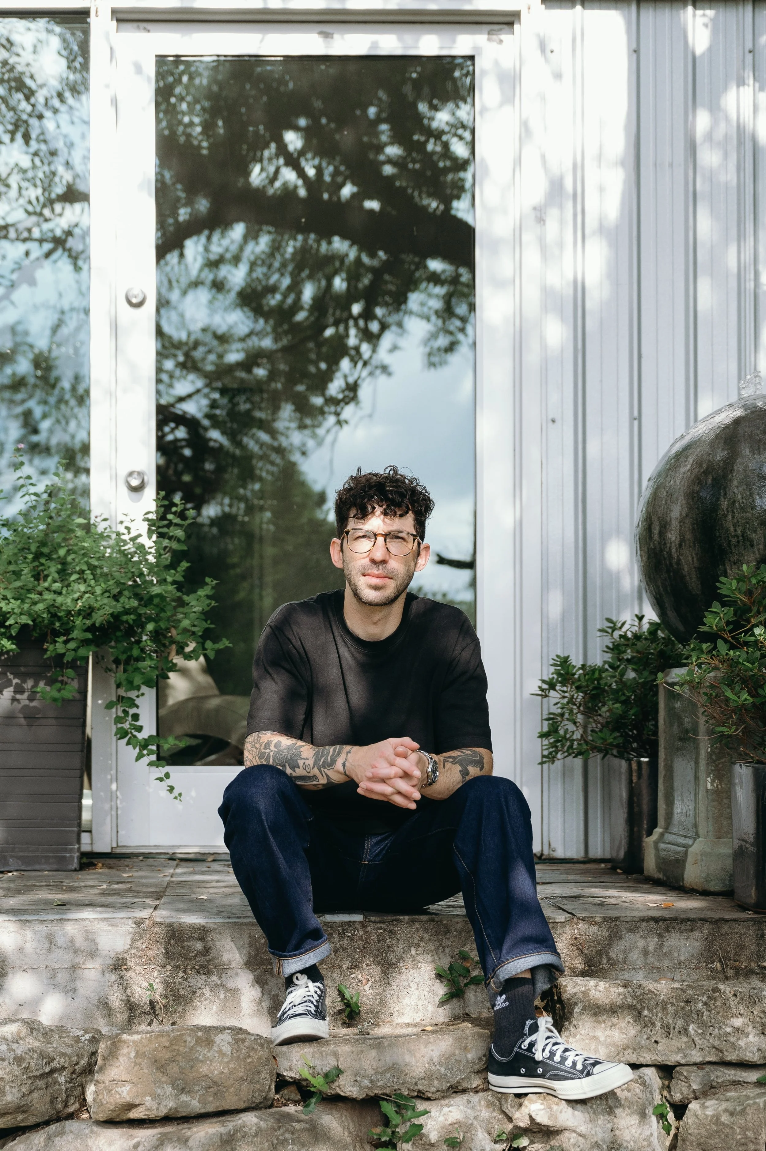 Portrait of Josh Shifrin, therapist offering virtual therapy across Texas.