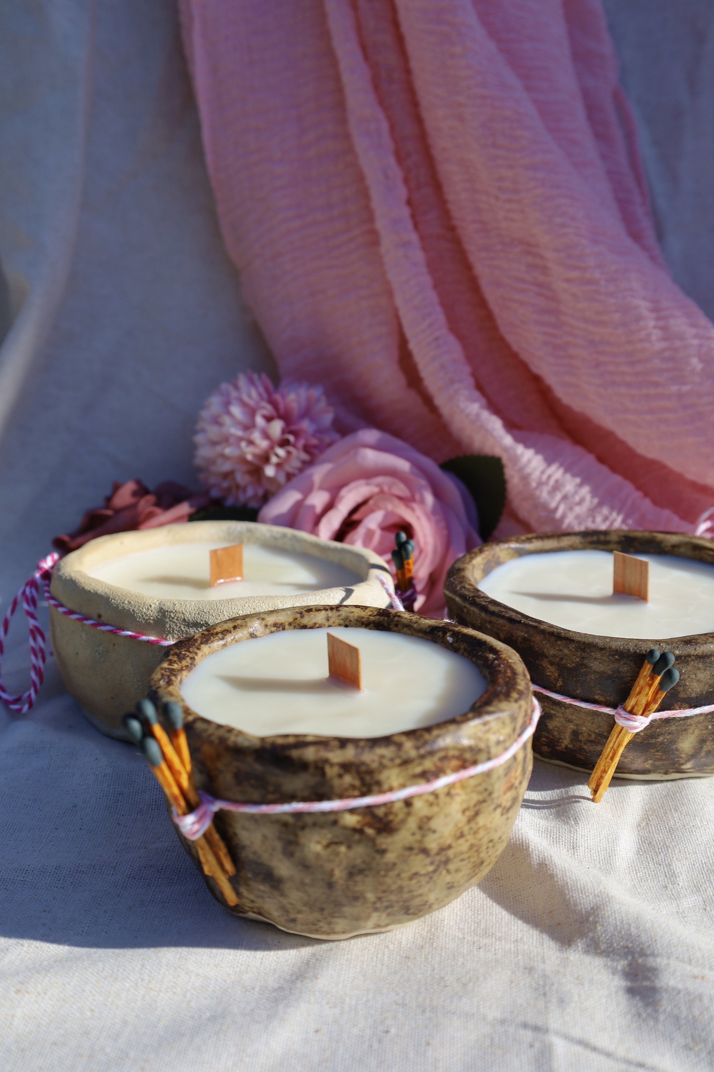 Medium Soy Candle - Churro (brown)