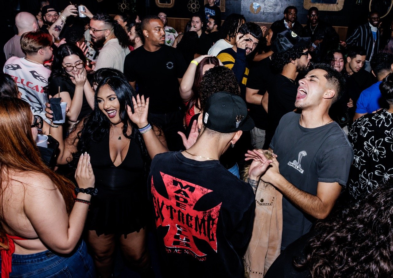 BlackBird-12 Large.jpeg