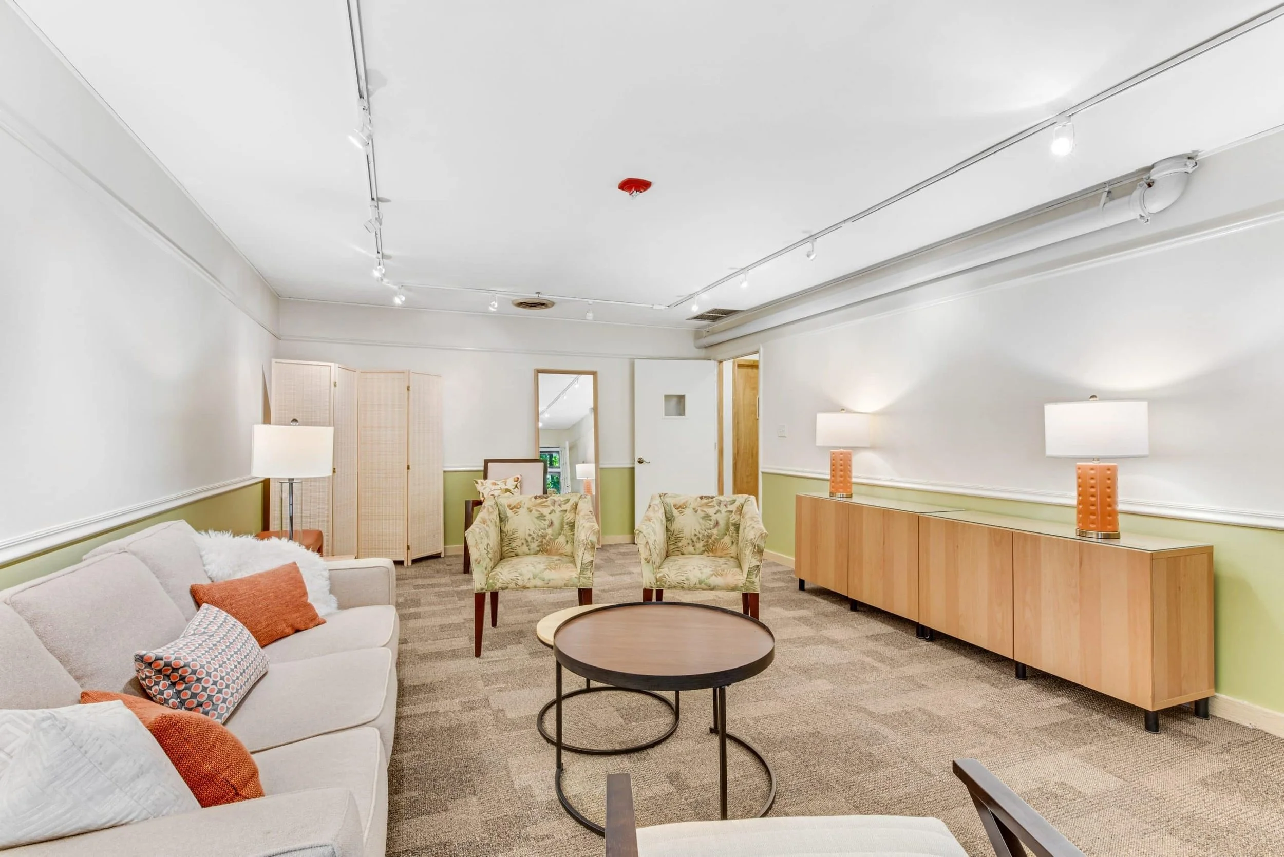 imgi_116_NWUUC-Green-Room-scaled.jpg