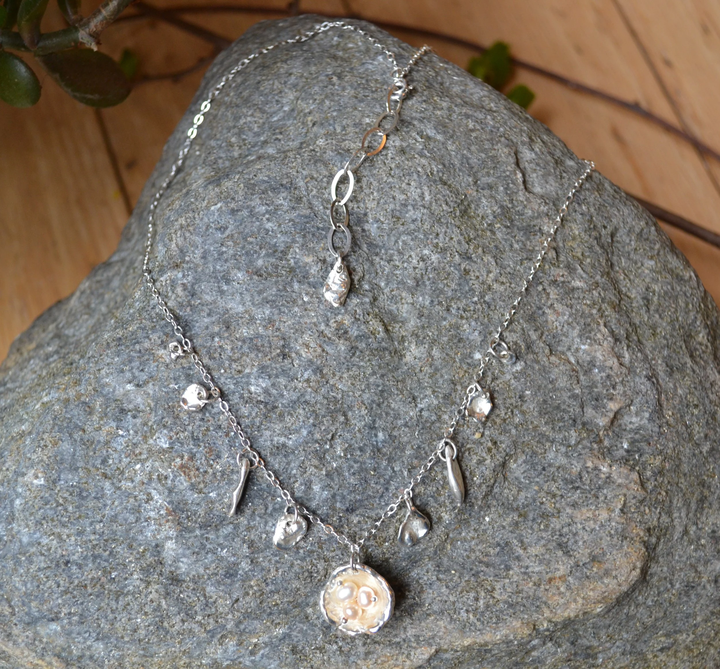 nestnecklace2.JPG