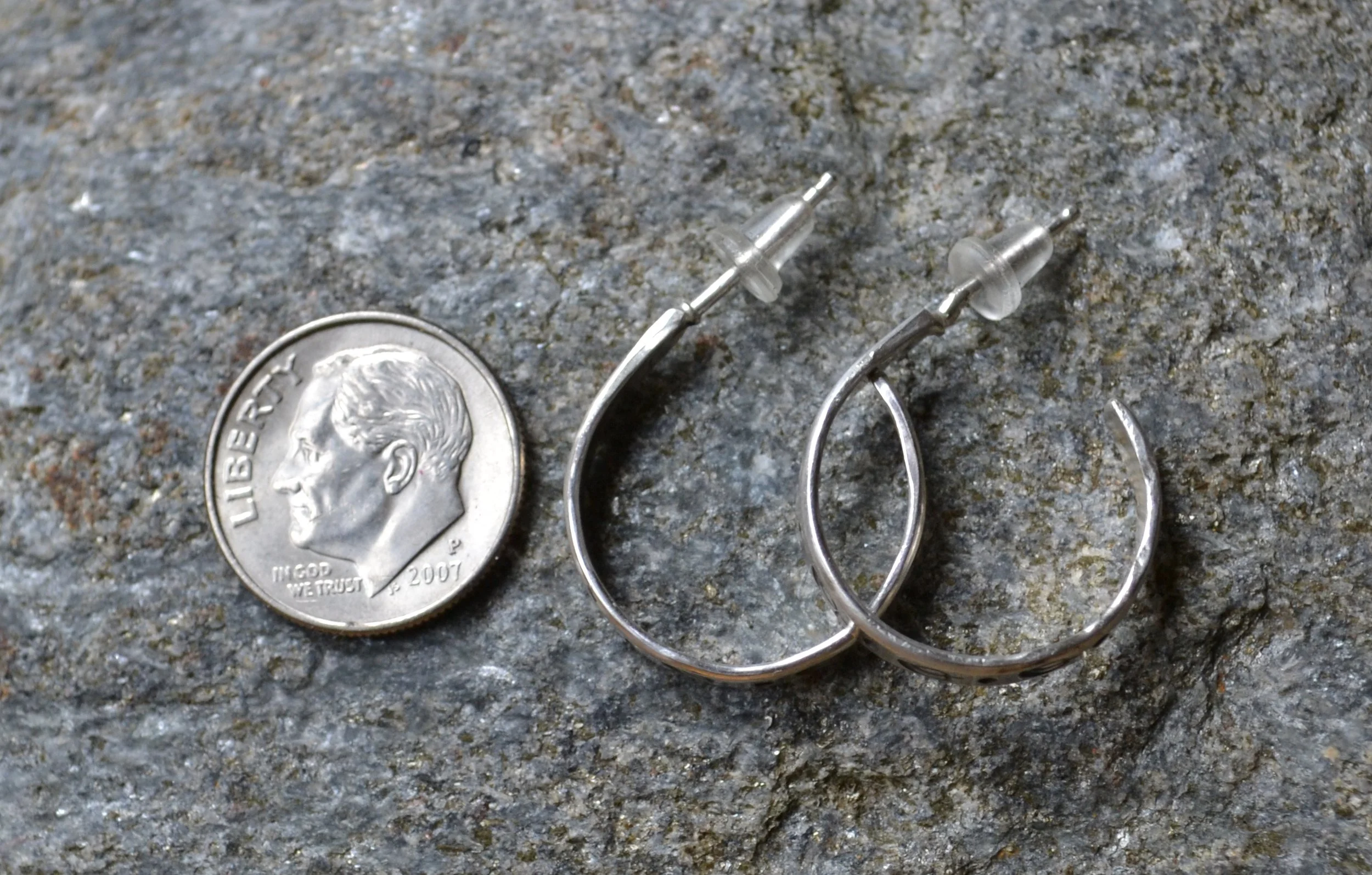 hoopearrings4.jpg