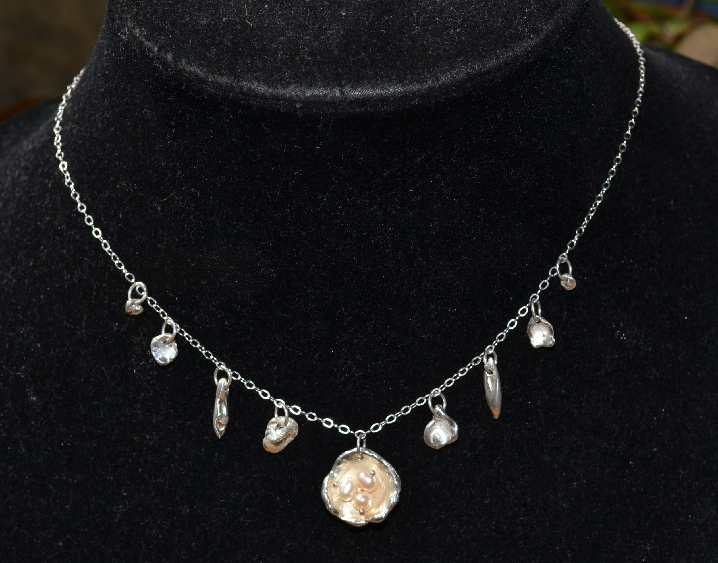 nestnecklace1.JPG