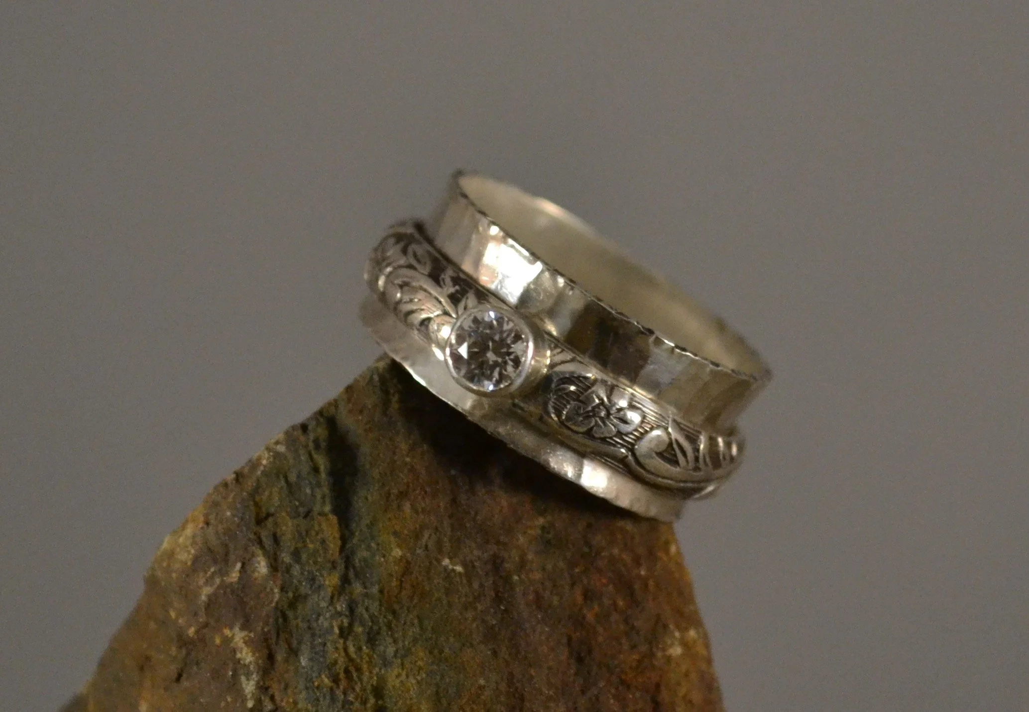 Patterned Sterling Spinner Ring