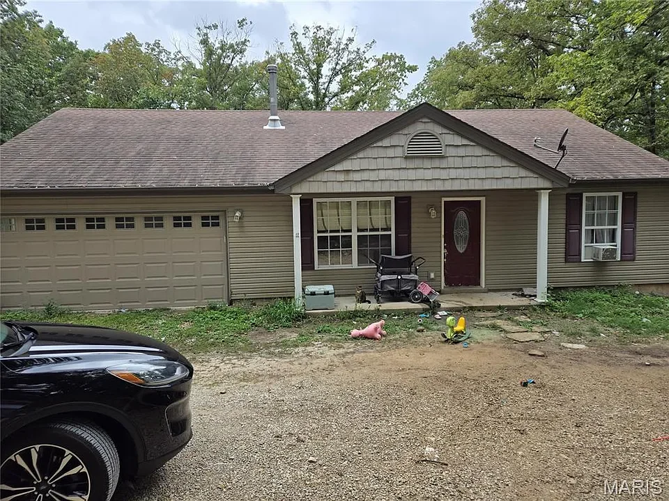 
22645 Log Cabin Dr. Wright City, MO 63390 Short Sale