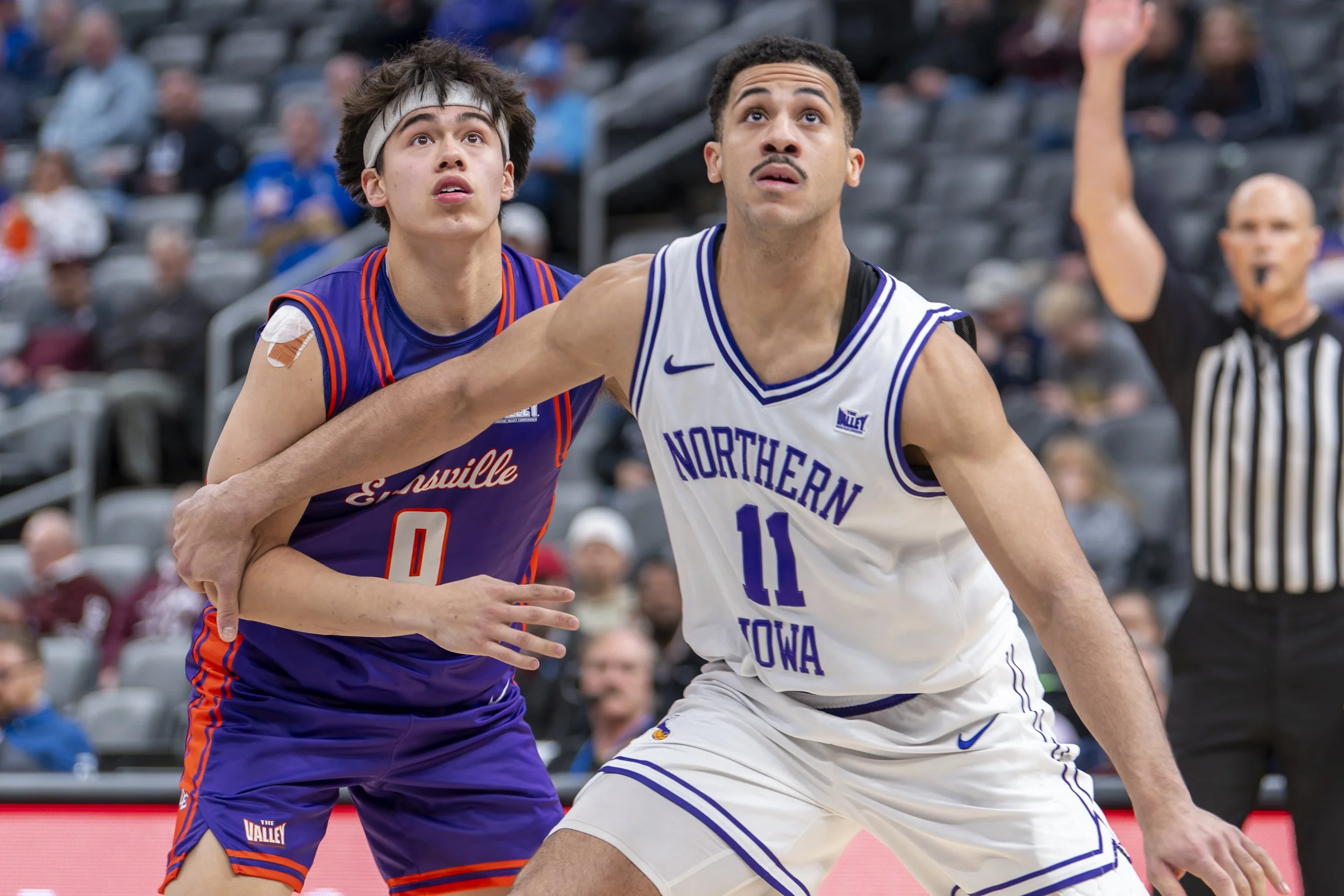 Northern Iowa Survives Early Scare, Pulls Away Late to Defeat Evansville 68–59 in MVC Tournament Opener