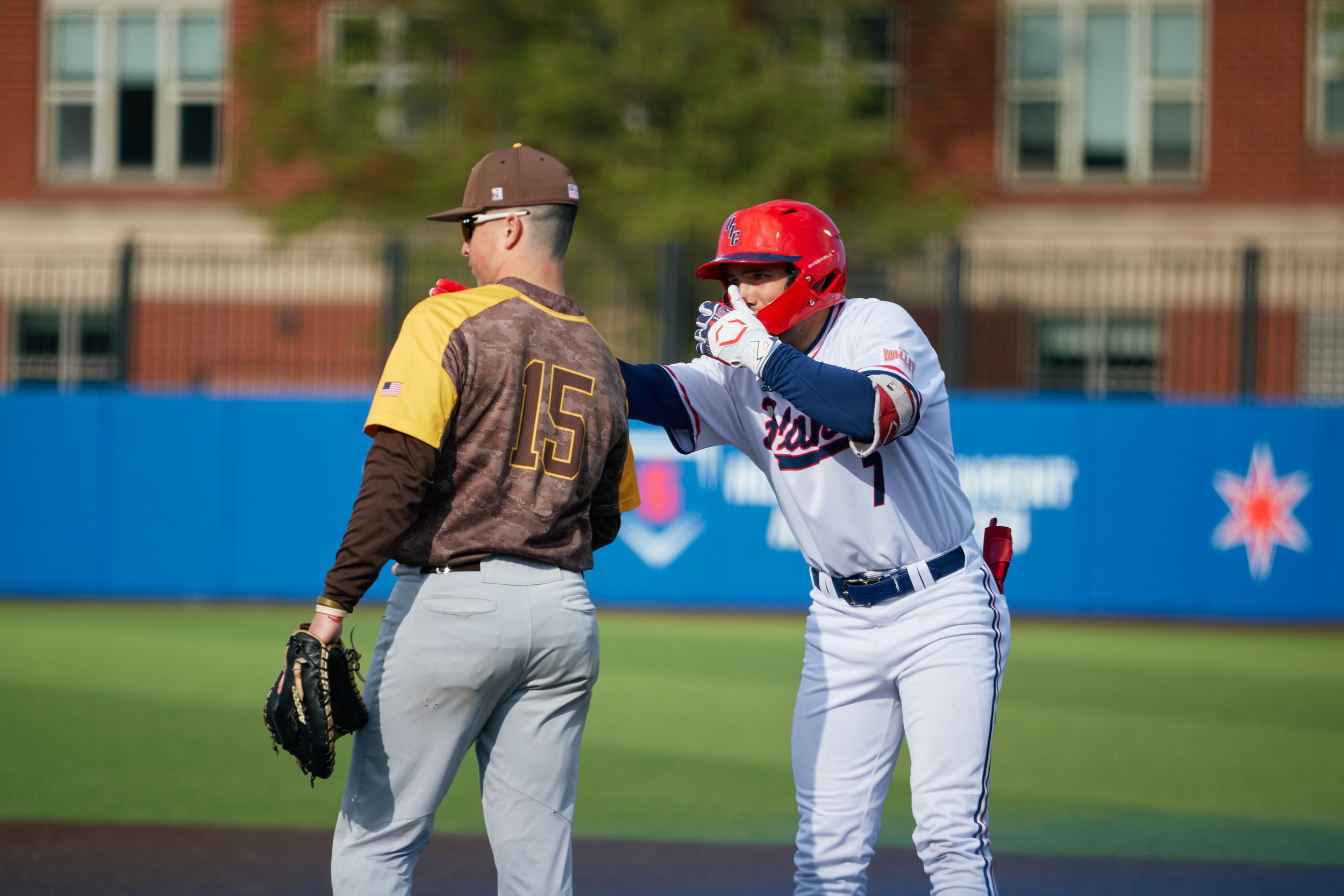 UIC Powers Past Valparaiso Behind Strong Offensive Showing