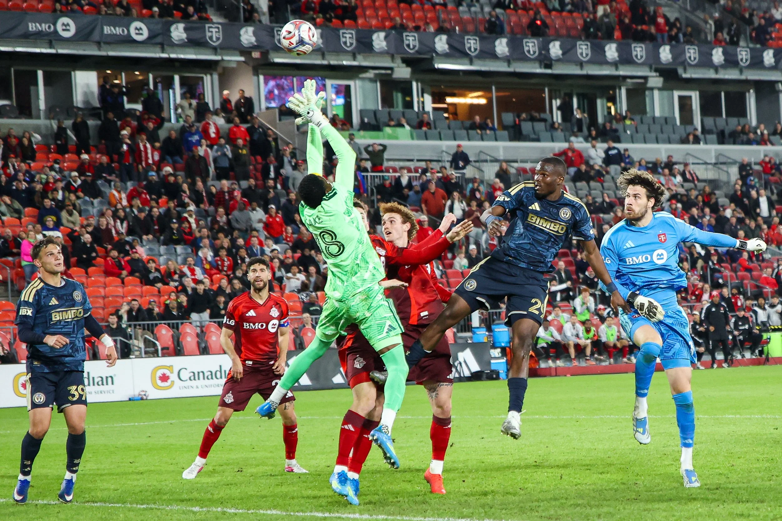 Toronto FC and Philadelphia Union Trade Blows in 3-3 Draw at BMO Field