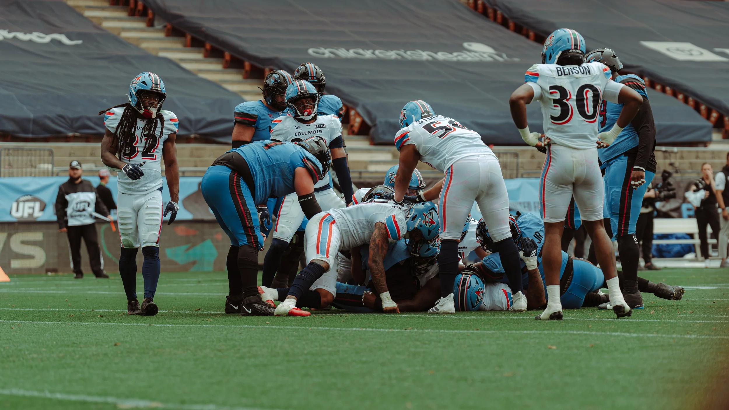 Dallas Renegades Survive Late Surge to Beat Columbus Aviators 28–23