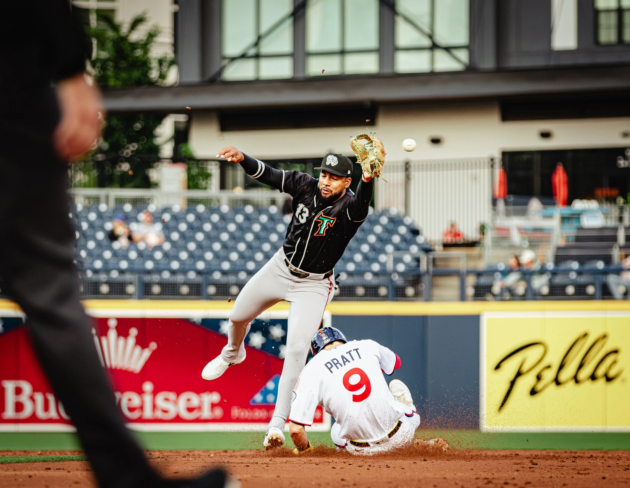 Nashville Sounds Pull Off Dramatic Walk-Off Win Against Norfolk Tides, 7-4