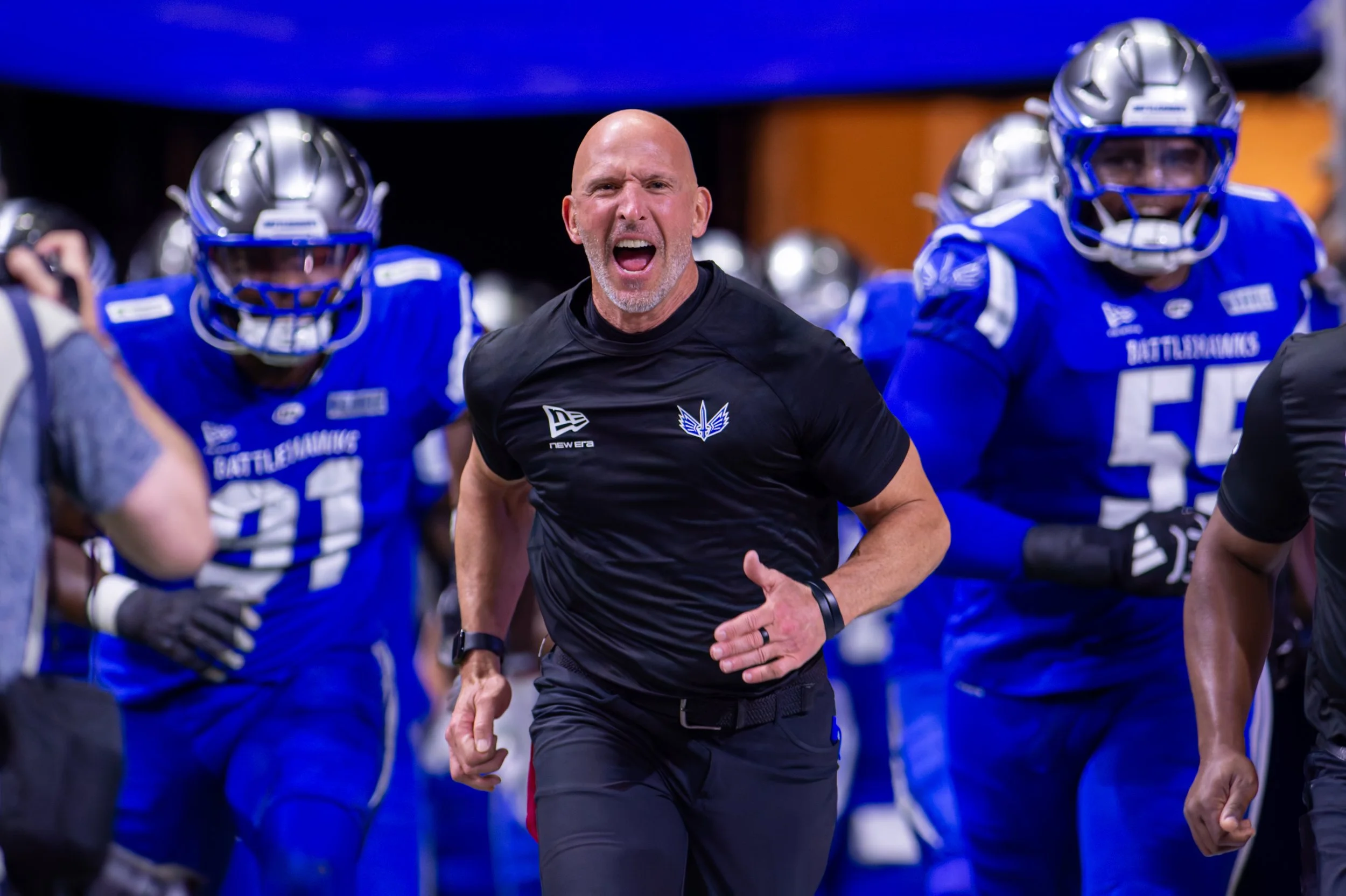Luis Perez Shines, Battlehawks Ground Aviators 31–20 to Stay Hot in Week 7
