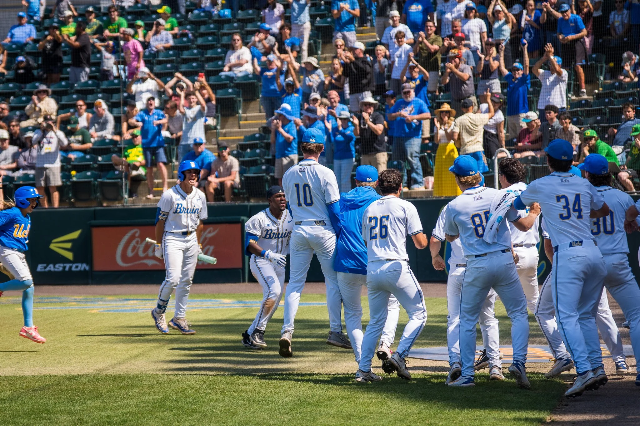 UCLA Erupts Late, Stuns Oregon 9–6 With Five-Run Eighth-Inning Haymaker at Jackie Robinson Field