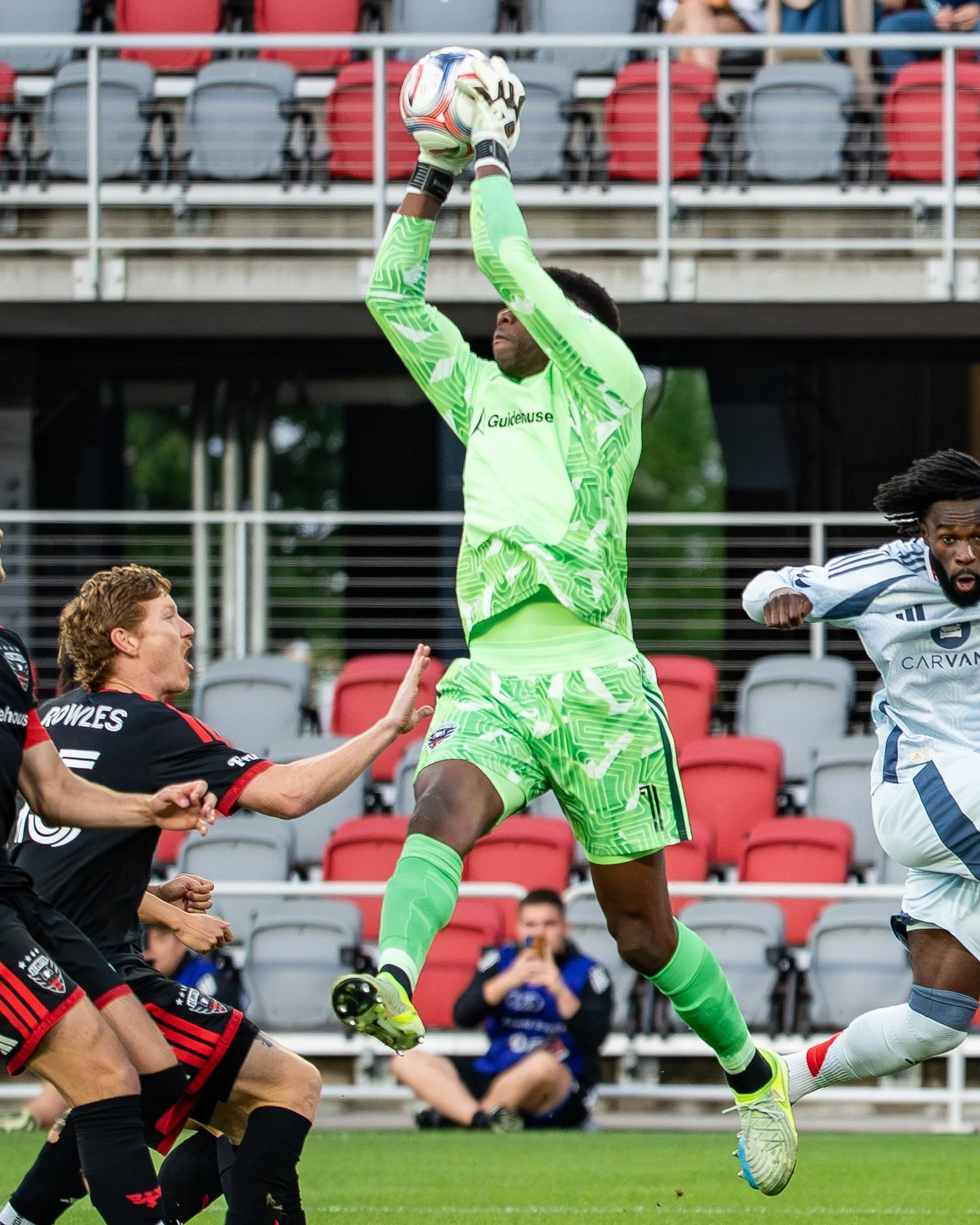 5-13-26_StillsByStokes_D.C. United Vs. Chicago Fire FC_00313.jpg