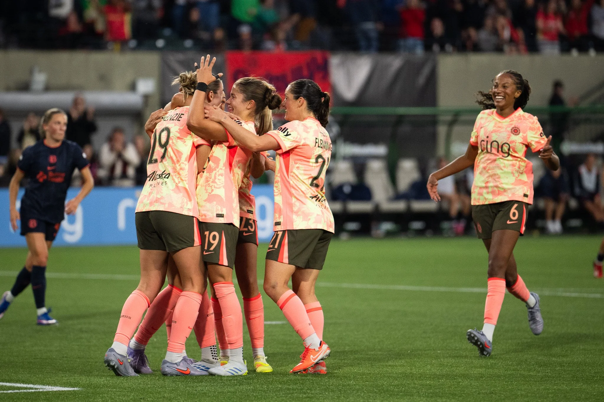 Portland Thorns vs. Bay FC: Thorns Dominate in 2-0 Victory, Extend Home Shutout Streak