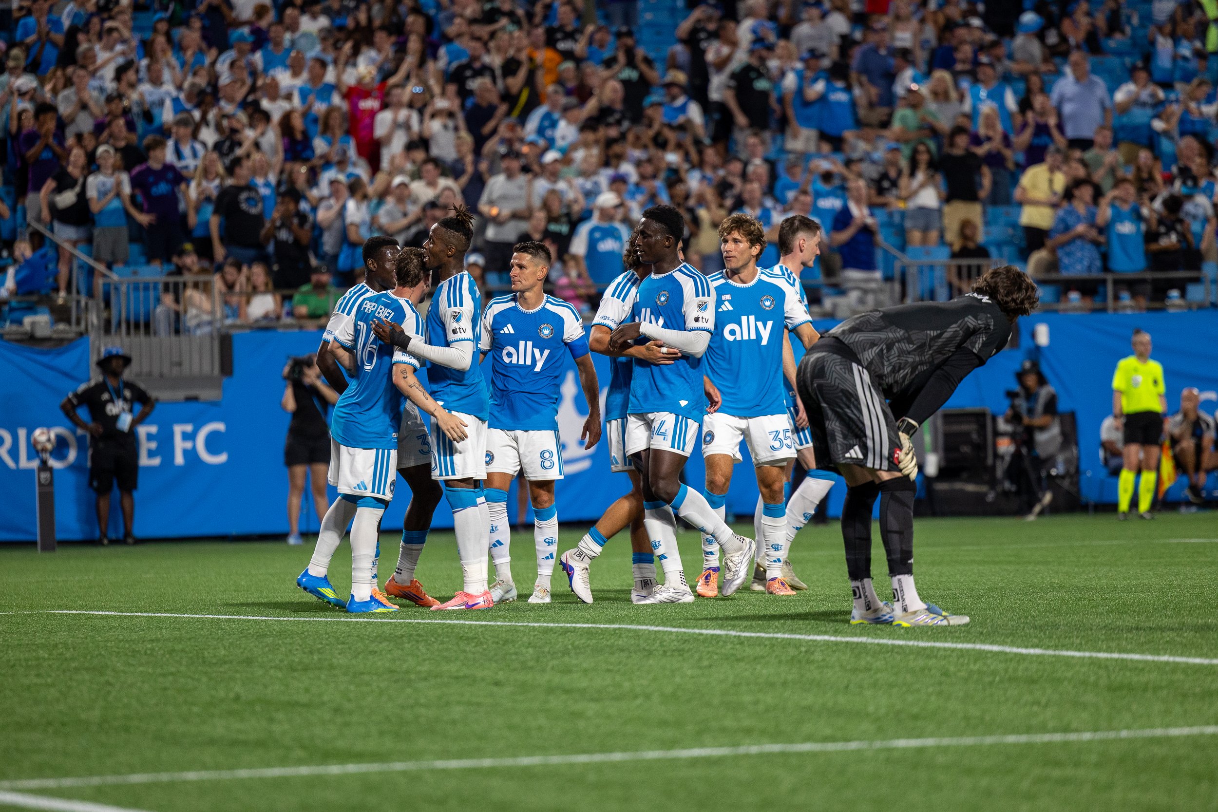 Toronto FC vs. Charlotte FC: Etienne Jr. Screamer Not Enough as The Crown Cash In on Chaos